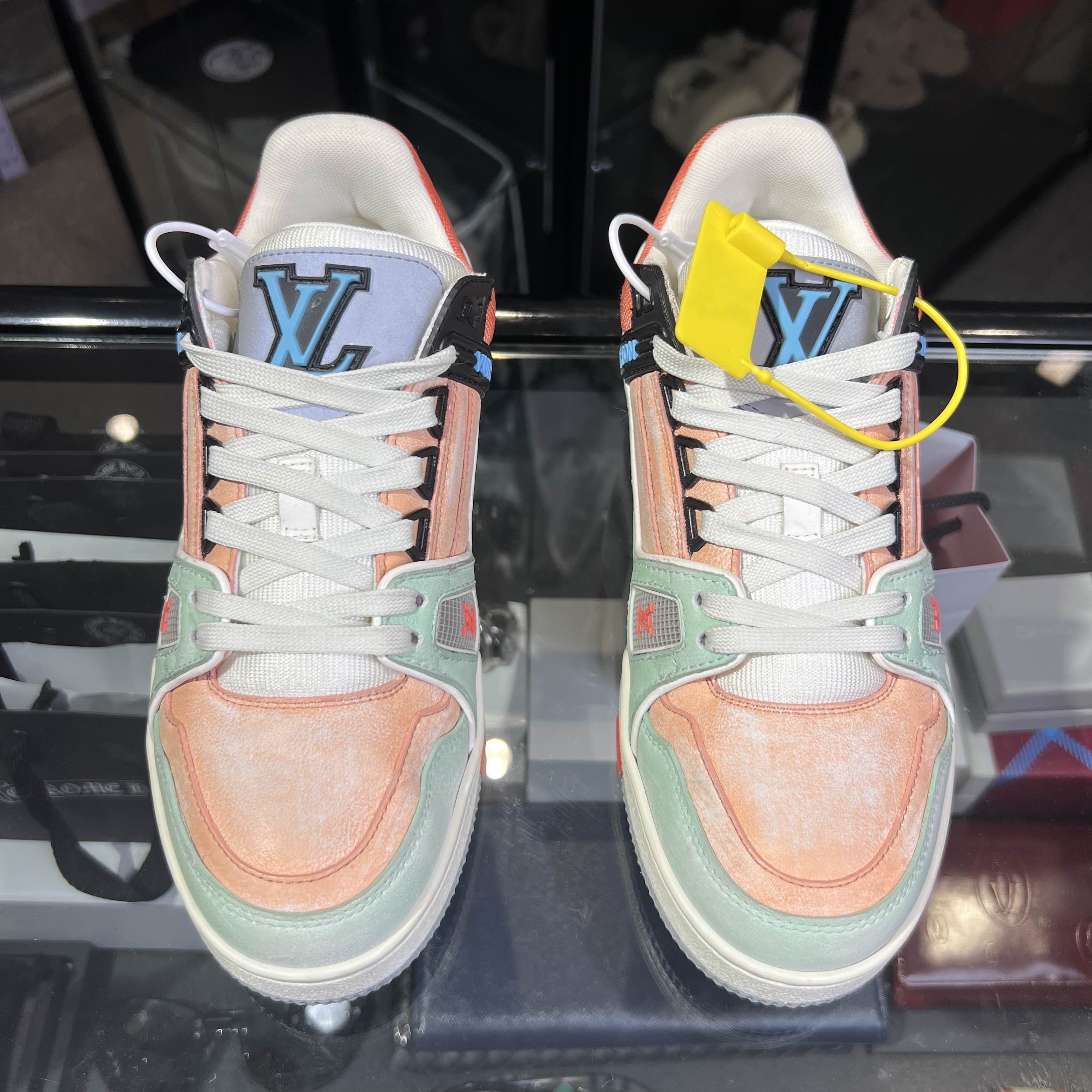 Louis Vuitton Louis Vuitton Trainer Low-Top Sneakers Size 37 Size US 5 / EU 37 - 2 Thumbnail