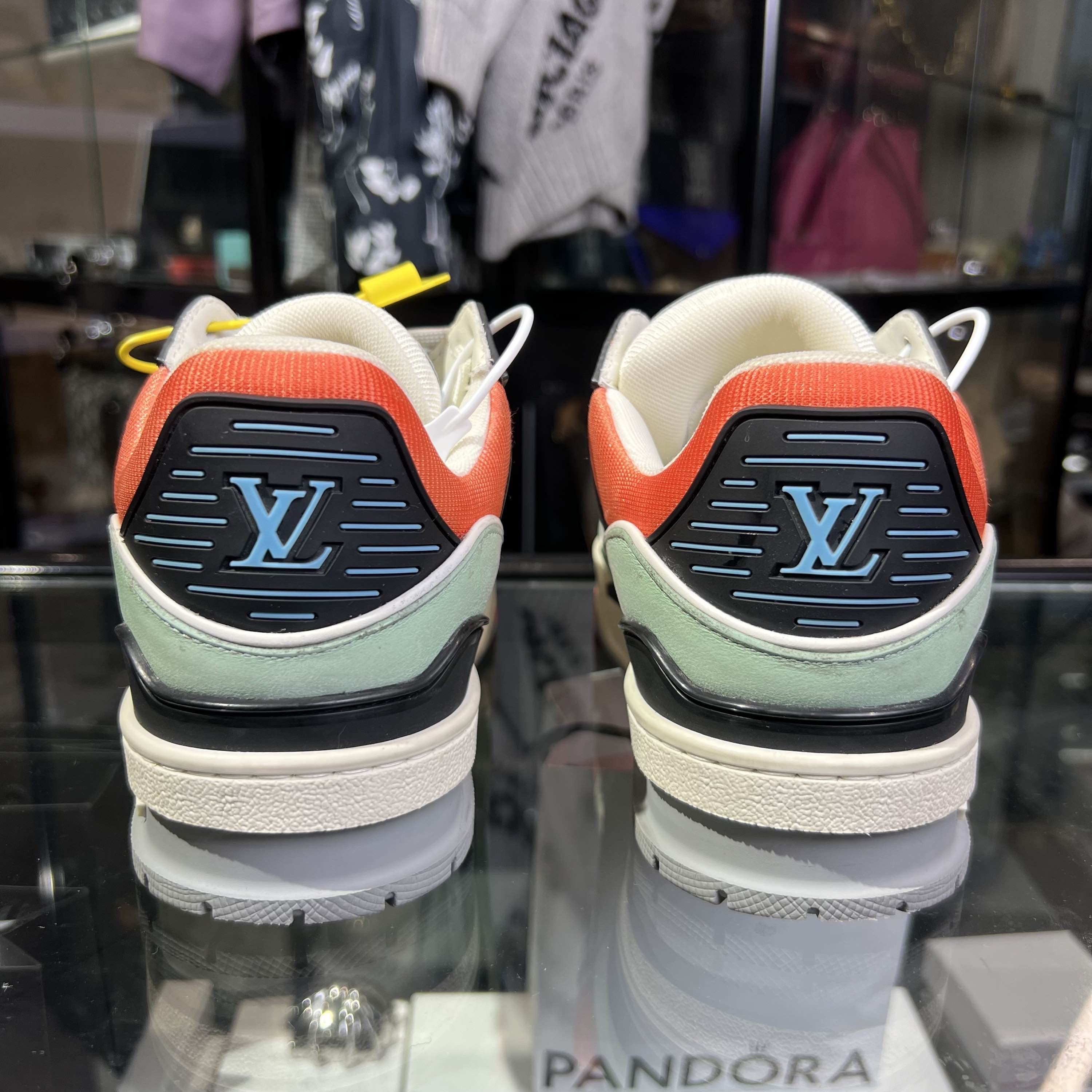 Louis Vuitton Louis Vuitton Trainer Low-Top Sneakers Size 37 Size US 5 / EU 37 - 3 Thumbnail