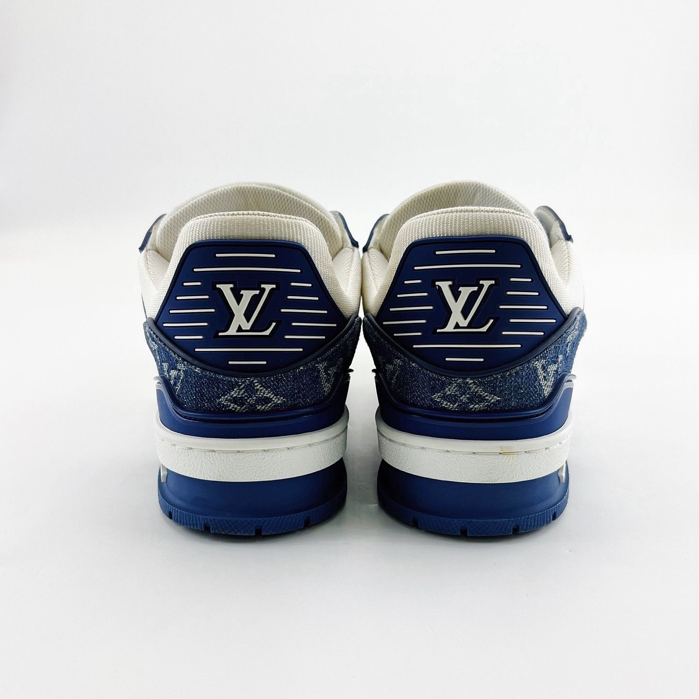 Louis Vuitton Louis Vuitton Monogram Denim Trainer Sneakers Size 6 Size US 6 / EU 39 - 3 Thumbnail