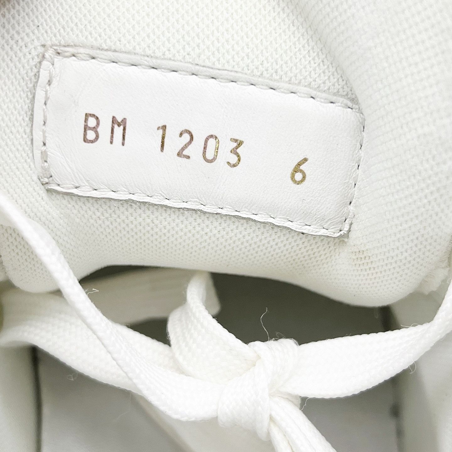 Louis Vuitton Louis Vuitton Monogram Denim Trainer Sneakers US 7 Size US 7 / EU 40 - 5 Thumbnail