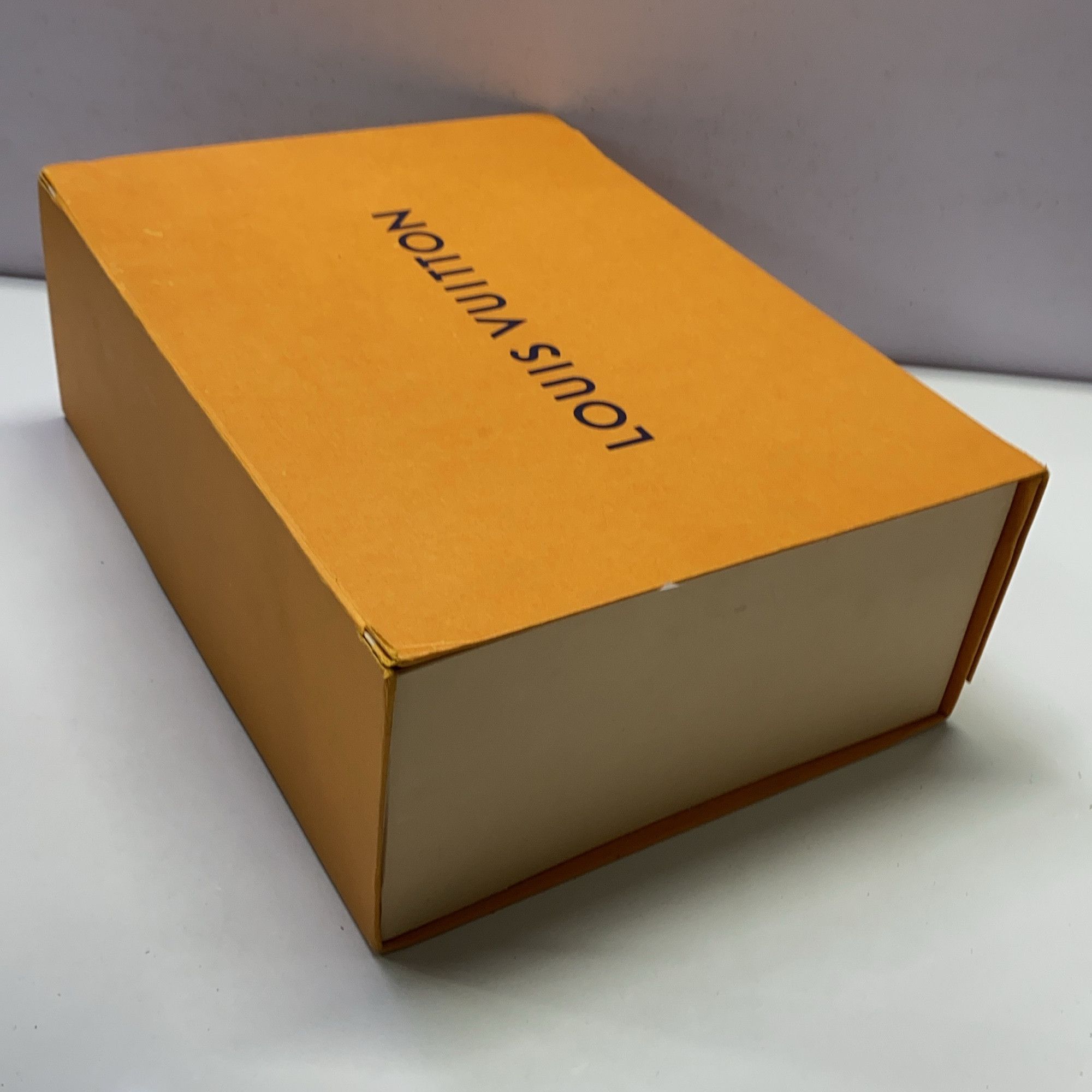 Louis Vuitton Louis Vuitton Trainer Sneakers Size 8 Size US 8 / EU 41 - 13 Thumbnail