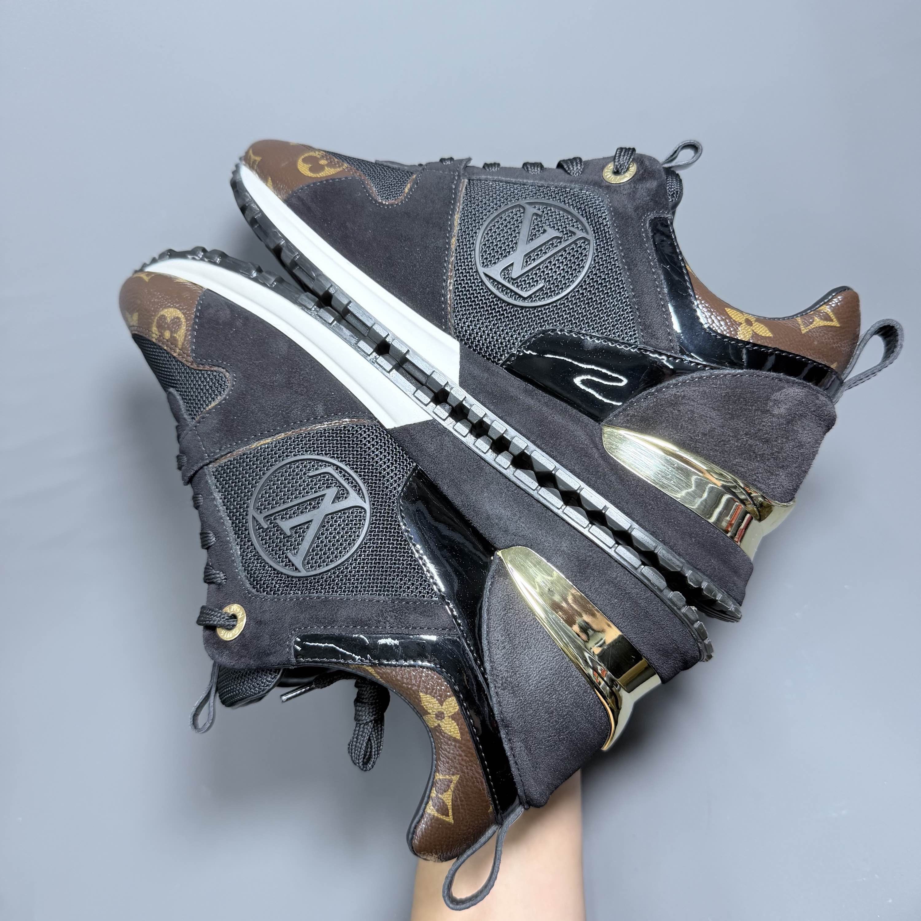 Louis Vuitton Louis Vuitton Run Away Monogram Suede Sneakers Size 38 Size US 8 / IT 38 - 8 Thumbnail