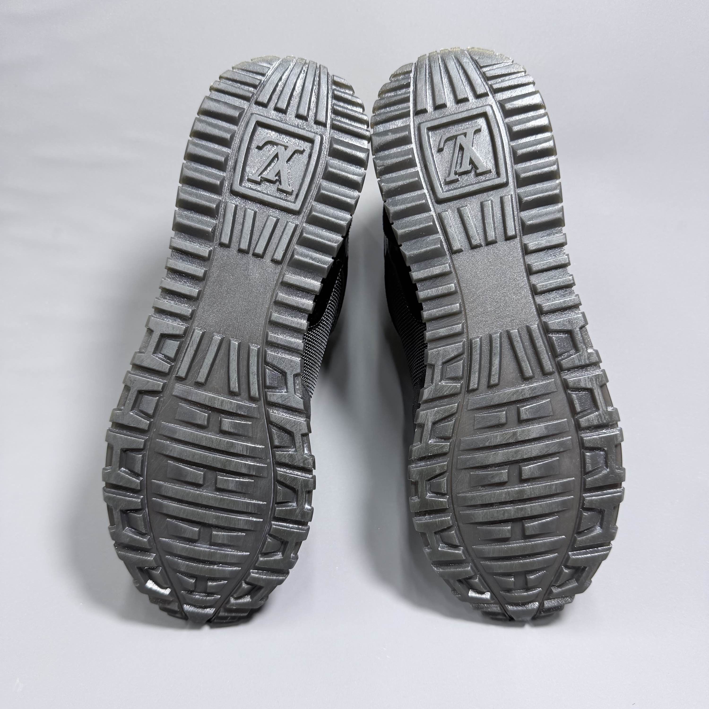 Louis Vuitton Louis Vuitton Run Away Monogram Suede Sneakers Size 38 Size US 8 / IT 38 - 4 Thumbnail