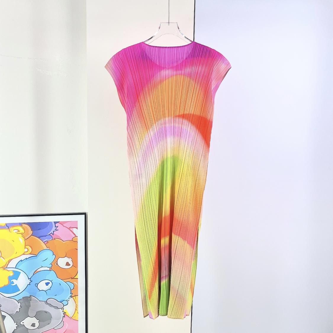 Pleats Please Issey Miyake Pleats Please Issey Miyake Rainbow Pleated Dress Size 1 Size S / US 4 / IT 40 - 2 Thumbnail