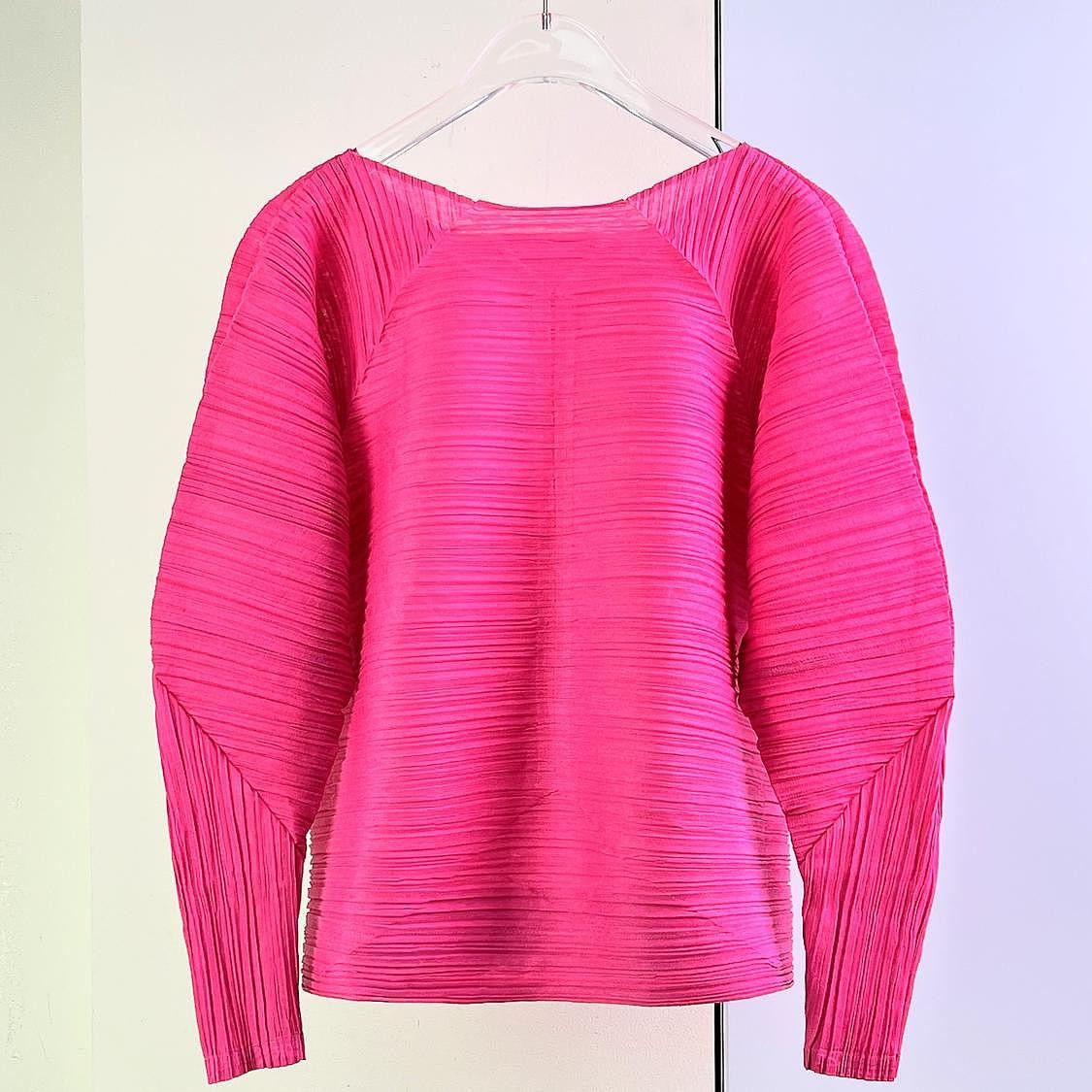 Issey Miyake Pleats Please Issey Miyake Pleated Long Sleeve Top Size 3 Size M / US 6-8 / IT 42-44 - 2 Thumbnail