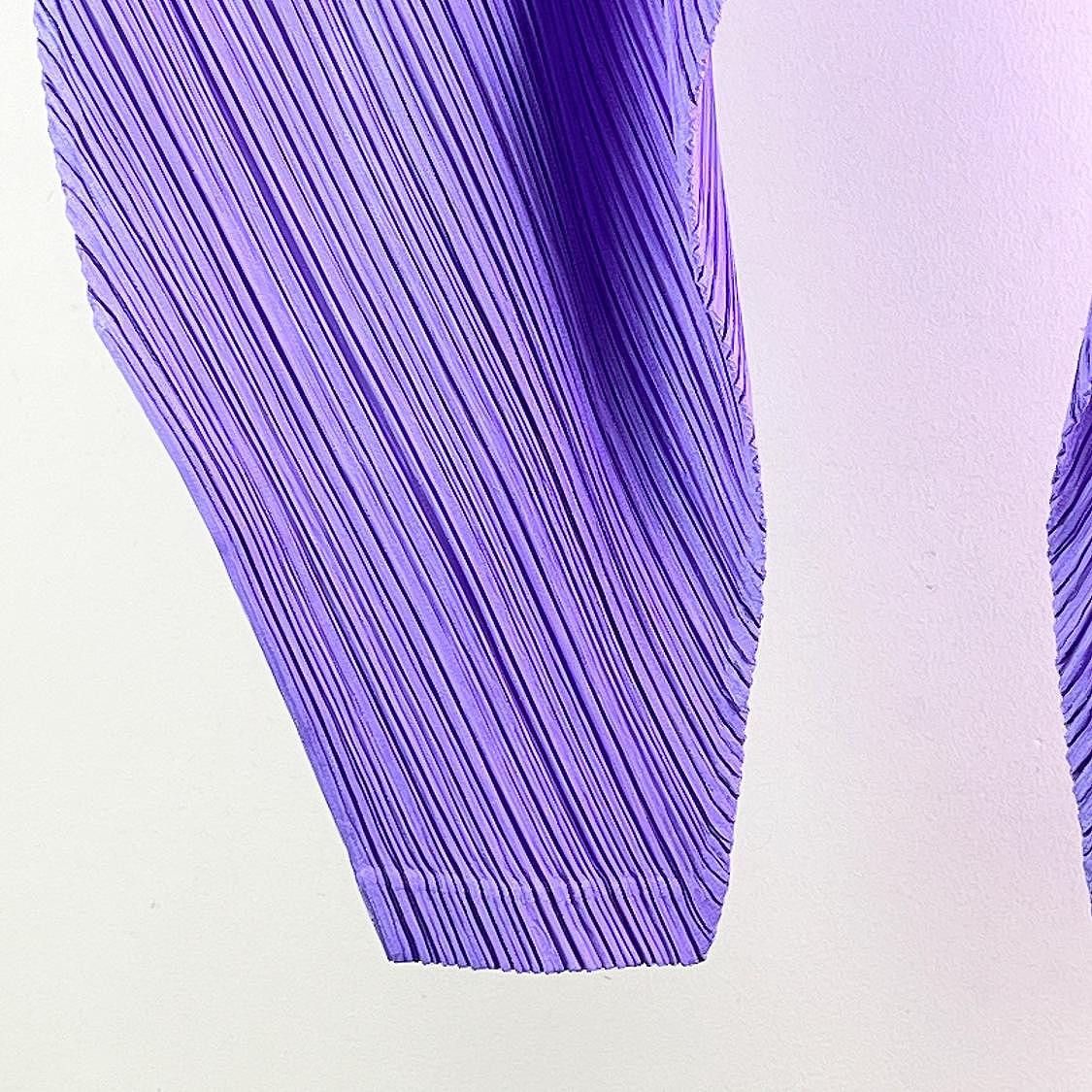 Pleats Please Issey Miyake PLEATS PLEASE ISSEY MIYAKE Purple Pleated Pants Size 2 Size 27" / US 4 / IT 40 - 6 Thumbnail