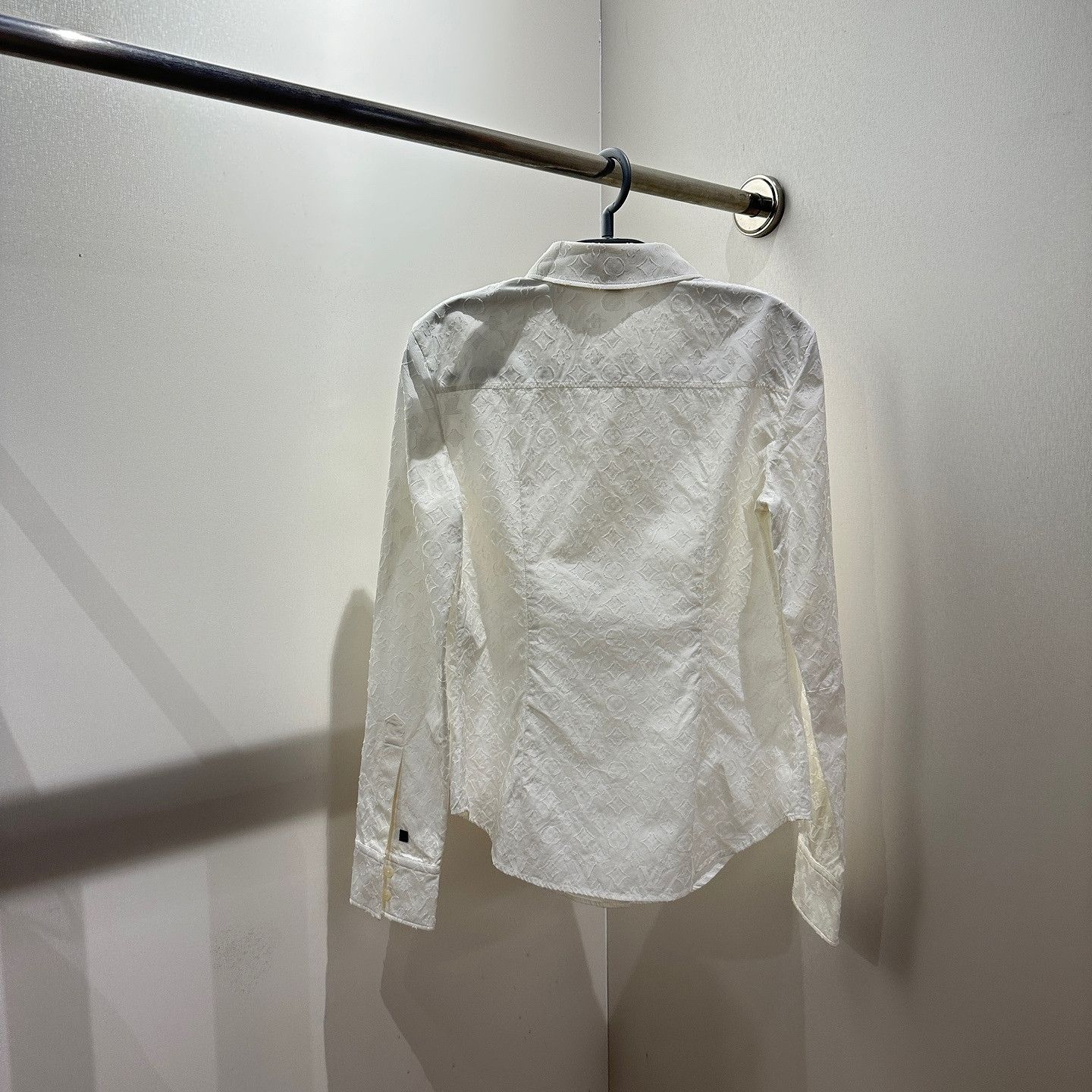 Louis Vuitton Louis Vuitton Monogram Jacquard Button Up Shirt Size 36 Size XS / US 0-2 / IT 36-38 - 2 Thumbnail