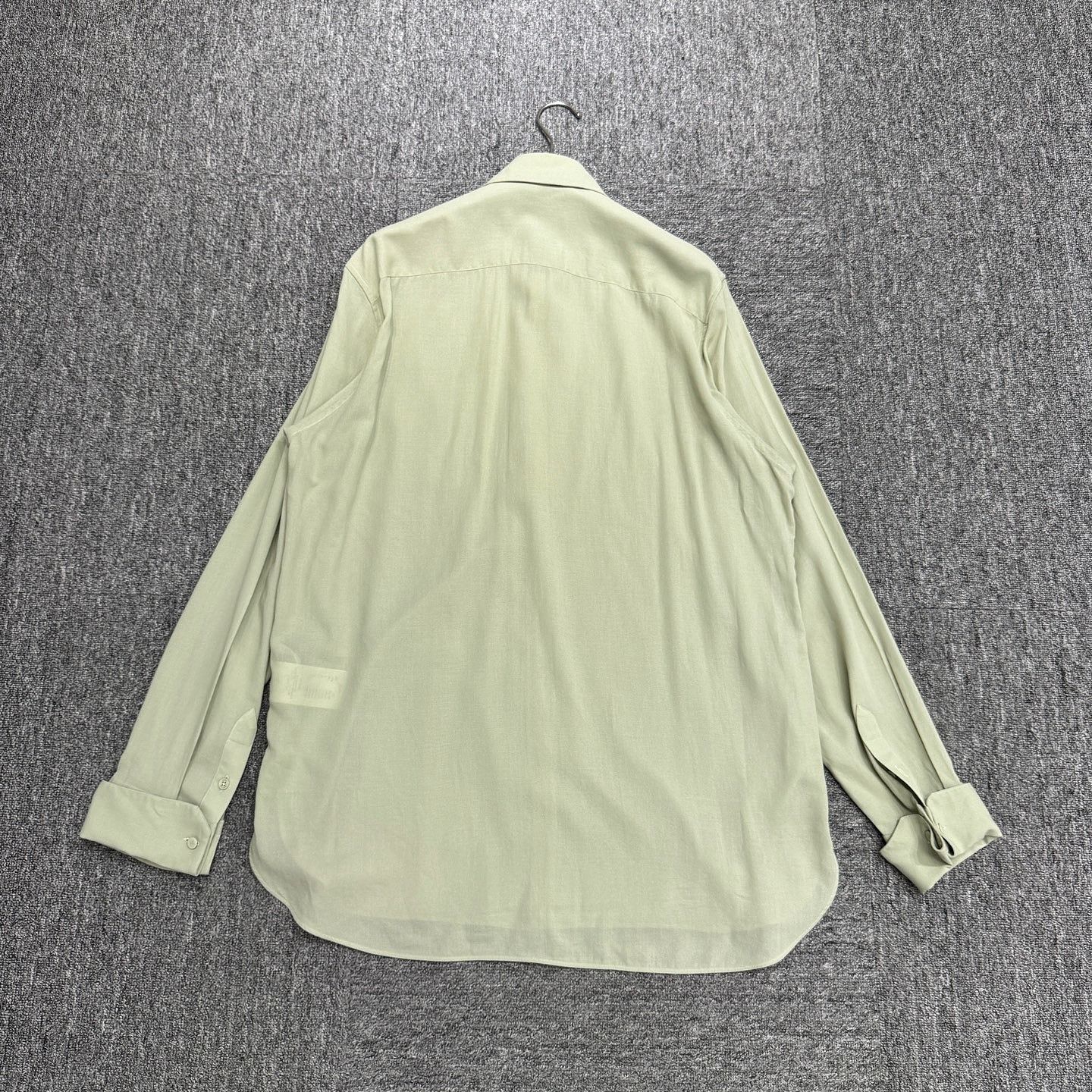 Louis Vuitton Louis Vuitton Green Button Up Shirt Size M Size M / US 6-8 / IT 42-44 - 2 Thumbnail