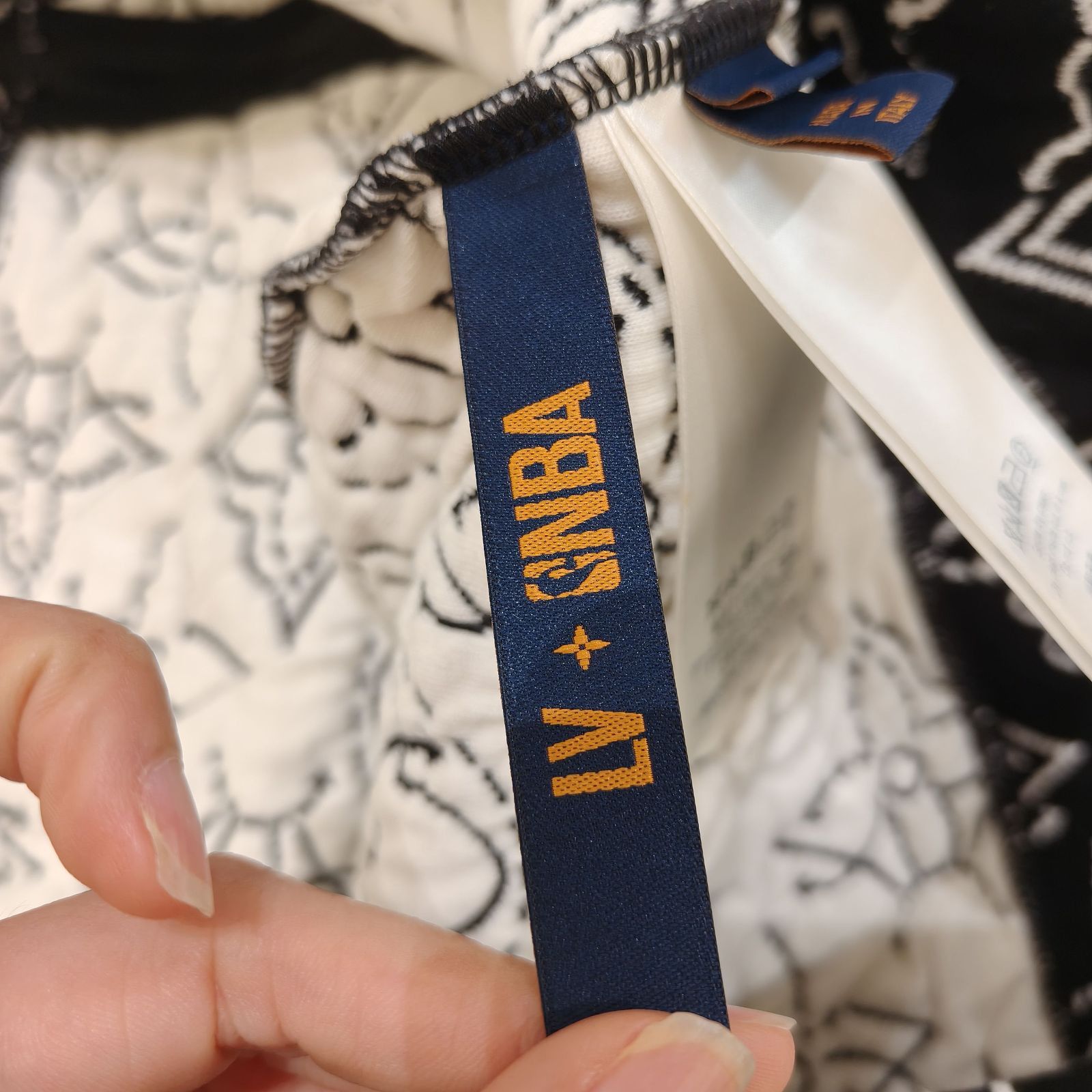 Louis Vuitton Louis Vuitton x NBA Monogram Zip Hoodie Size L Size US L / EU 52-54 / 3 - 15 Thumbnail