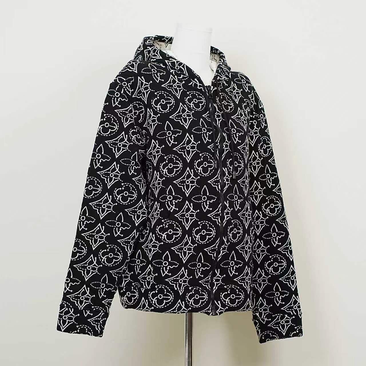 Louis Vuitton Louis Vuitton x NBA Monogram Zip Hoodie Size L Size US L / EU 52-54 / 3 - 6 Thumbnail