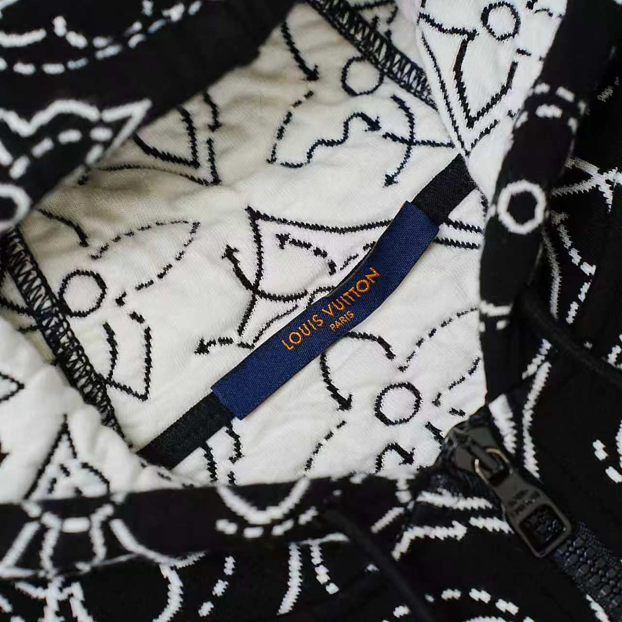 Louis Vuitton Louis Vuitton x NBA Monogram Zip Hoodie Size L Size US L / EU 52-54 / 3 - 9 Thumbnail