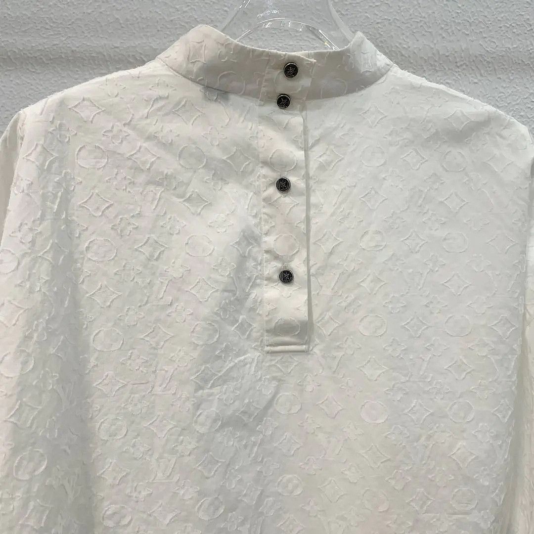 Louis Vuitton Louis Vuitton Monogram Embossed Blouse FR 38 Size S / US 4 / IT 40 - 5 Thumbnail