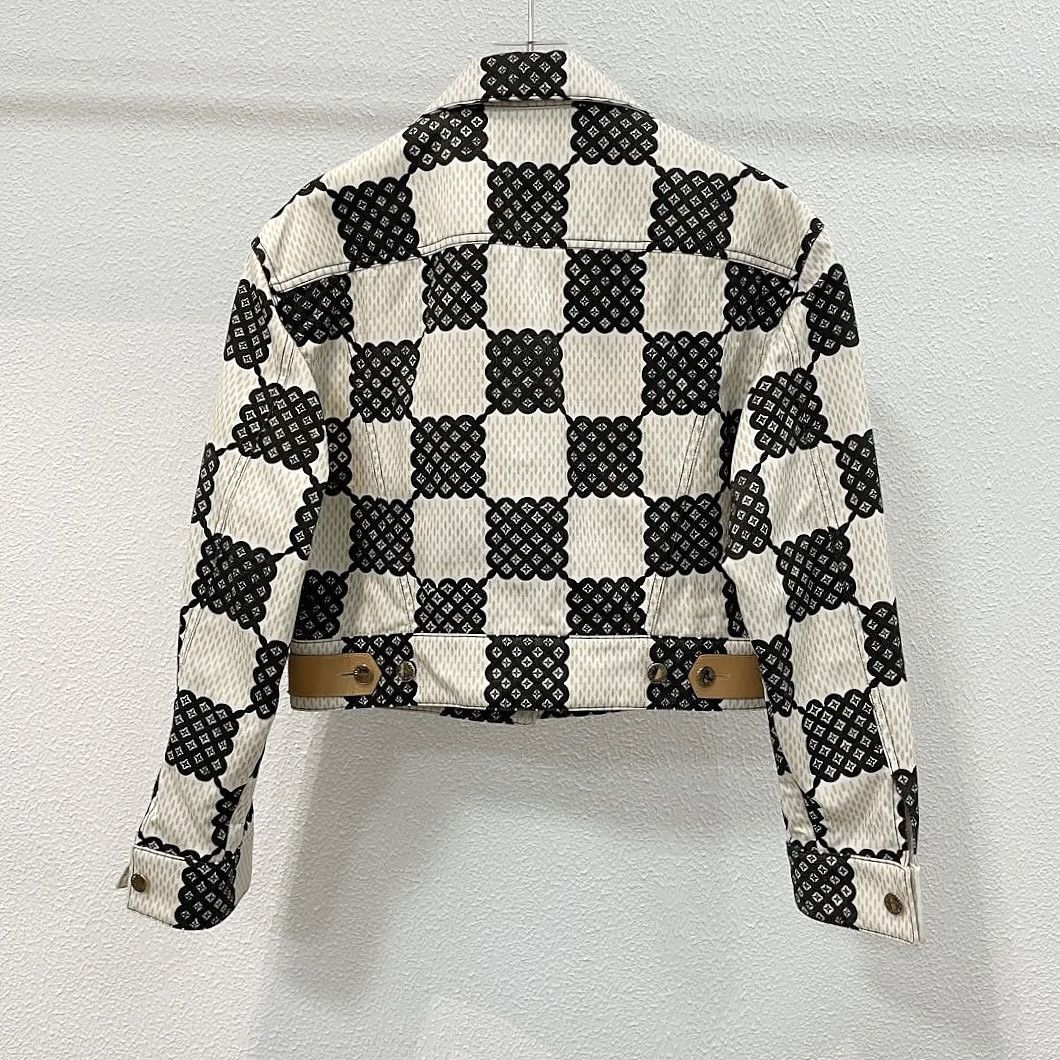 Louis Vuitton Louis Vuitton Damier Logo Print Jacket Size 36 Size XS / US 0-2 / IT 36-38 - 2 Thumbnail