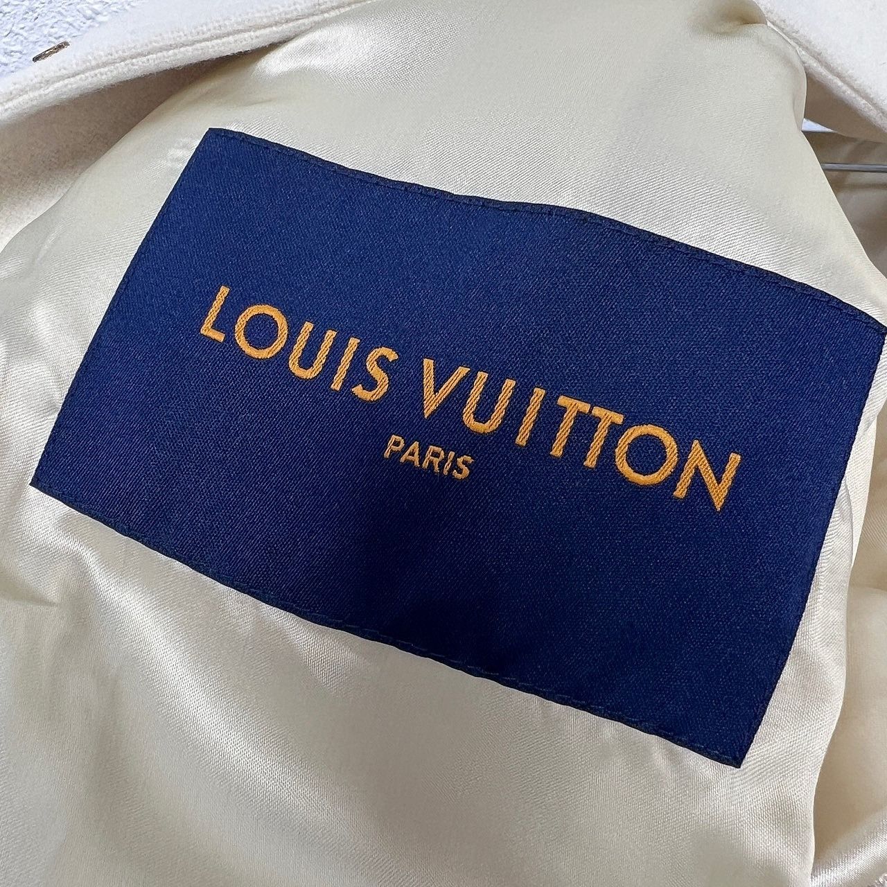 Louis Vuitton Louis Vuitton Embroidered Bomber Jacket Size 50 Size US M / EU 48-50 / 2 - 3 Thumbnail