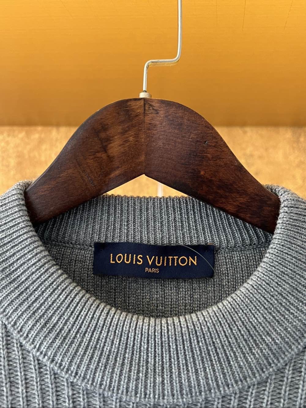 Louis Vuitton Louis Vuitton Logo Ribbed Sweater Size S Size US S / EU 44-46 / 1 - 3 Thumbnail