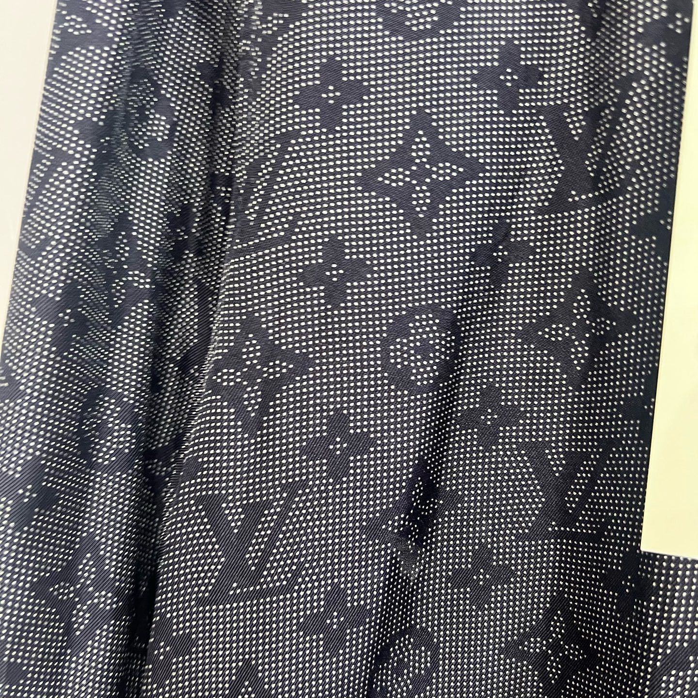 Louis Vuitton Louis Vuitton Monogram Silk Button Up Shirt Size 38 Size S / US 4 / IT 40 - 7 Thumbnail