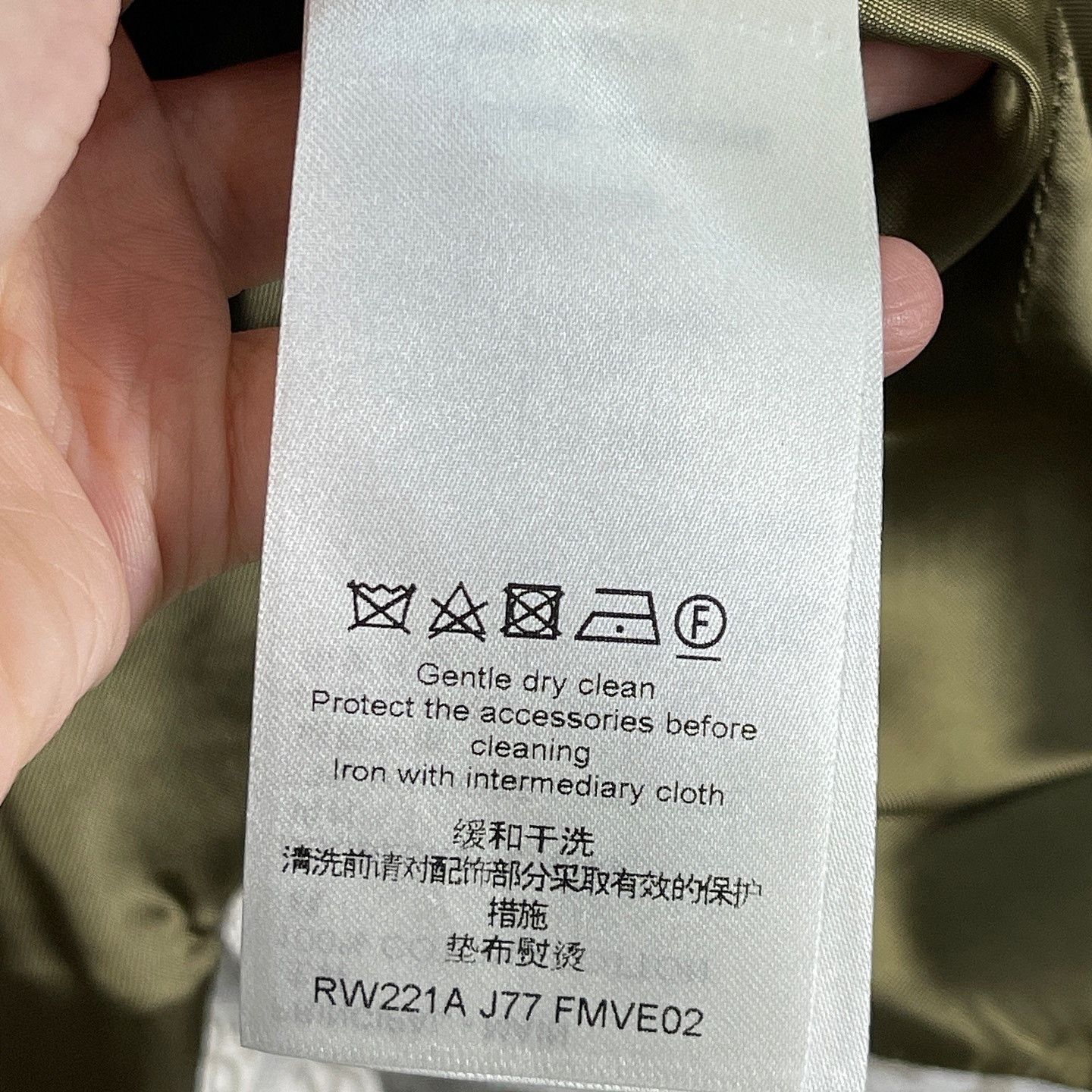 Louis Vuitton Louis Vuitton Since 1854 Monogram Blazer Size 36 Size XS / US 0-2 / IT 36-38 - 3 Thumbnail