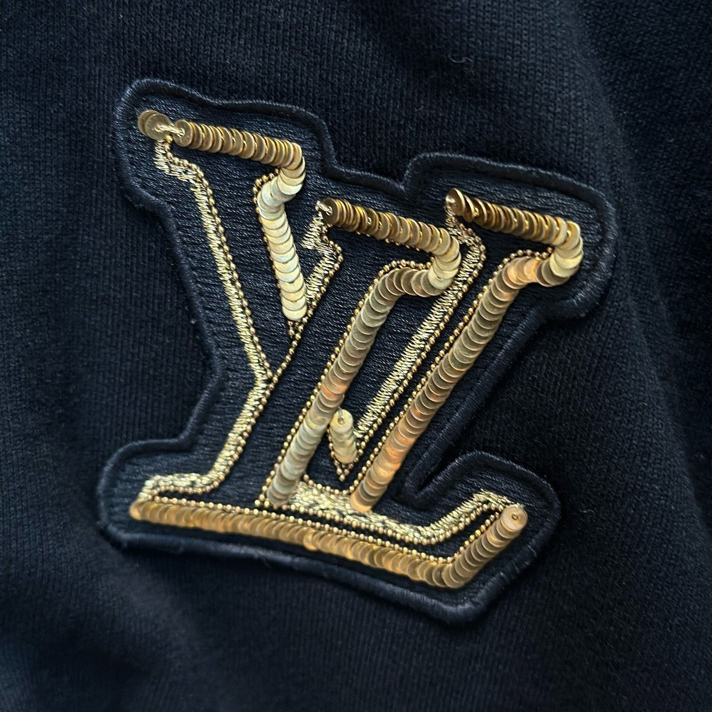 Louis Vuitton Louis Vuitton Logo Patch Zip-Up Jacket Size M Size US M / EU 48-50 / 2 - 8 Thumbnail