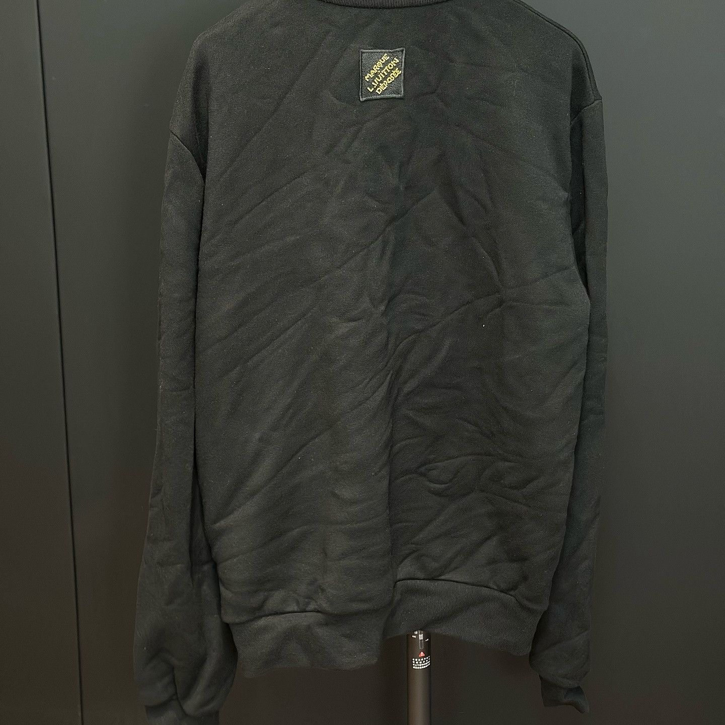 Louis Vuitton Louis Vuitton Logo Patch Zip-Up Jacket Size M Size US M / EU 48-50 / 2 - 2 Thumbnail