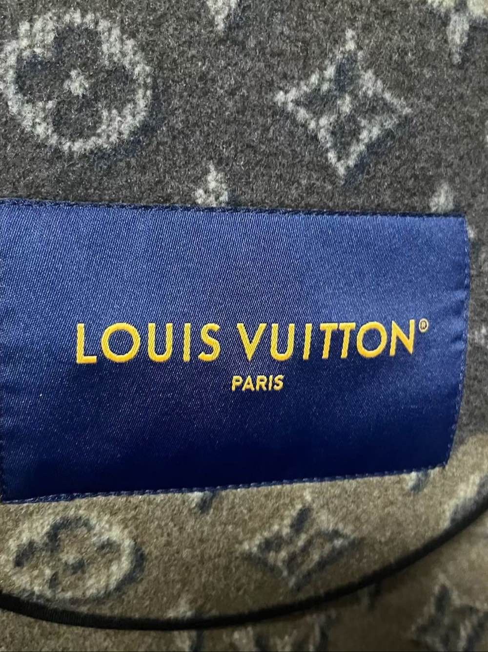 Louis Vuitton Louis Vuitton Monogram Overcoat Size S Size US S / EU 44-46 / 1 - 3 Thumbnail