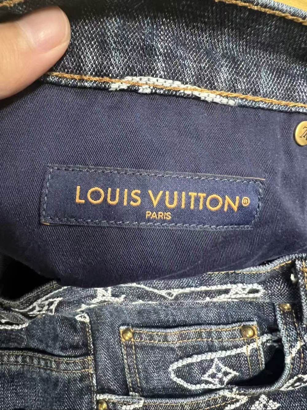 Louis Vuitton Louis Vuitton Cloud Monogram Denim Jeans Size 32 Size US 32 / EU 48 - 3 Thumbnail