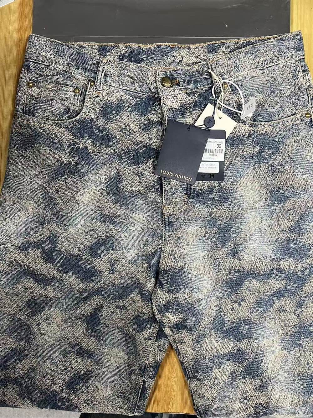 Louis Vuitton Louis Vuitton Monogram Denim Jeans Size 32 Size US 32 / EU 48 - 5 Thumbnail