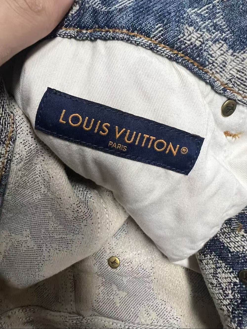 Louis Vuitton Louis Vuitton Monogram Denim Jeans Size 32 Size US 32 / EU 48 - 3 Thumbnail