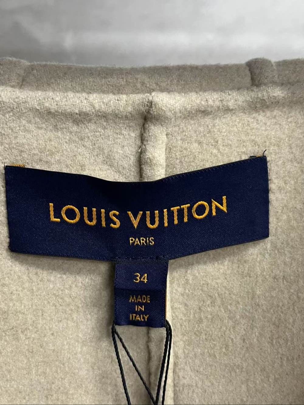 Louis Vuitton Louis Vuitton Cashmere Hooded Coat Size 34 Size XXS / US 00 / IT 34 - 3 Thumbnail