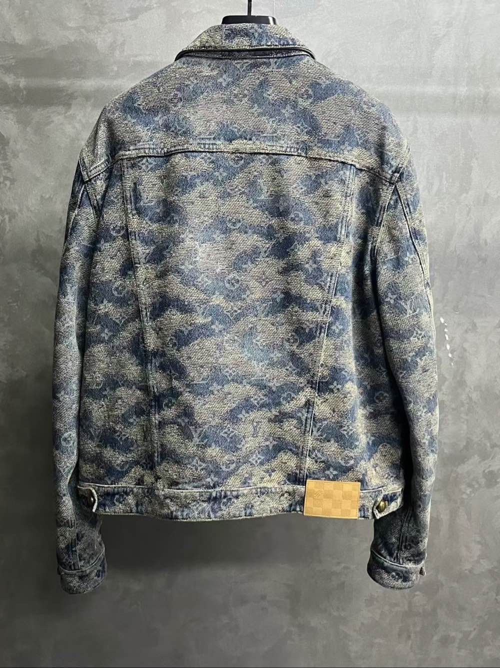 Louis Vuitton Louis Vuitton Monogram Jacquard Denim Jacket Size 56 Size US XL / EU 56 / 4 - 2 Thumbnail