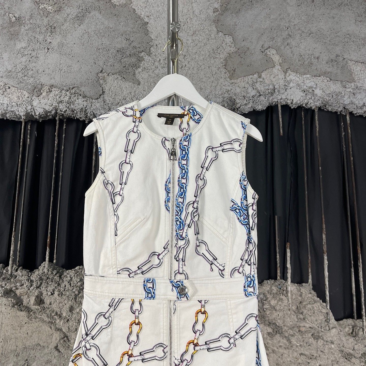 Louis Vuitton Louis Vuitton Chain Print Mini Dress Size 34 Size XS / US 0-2 / IT 36-38 - 5 Thumbnail