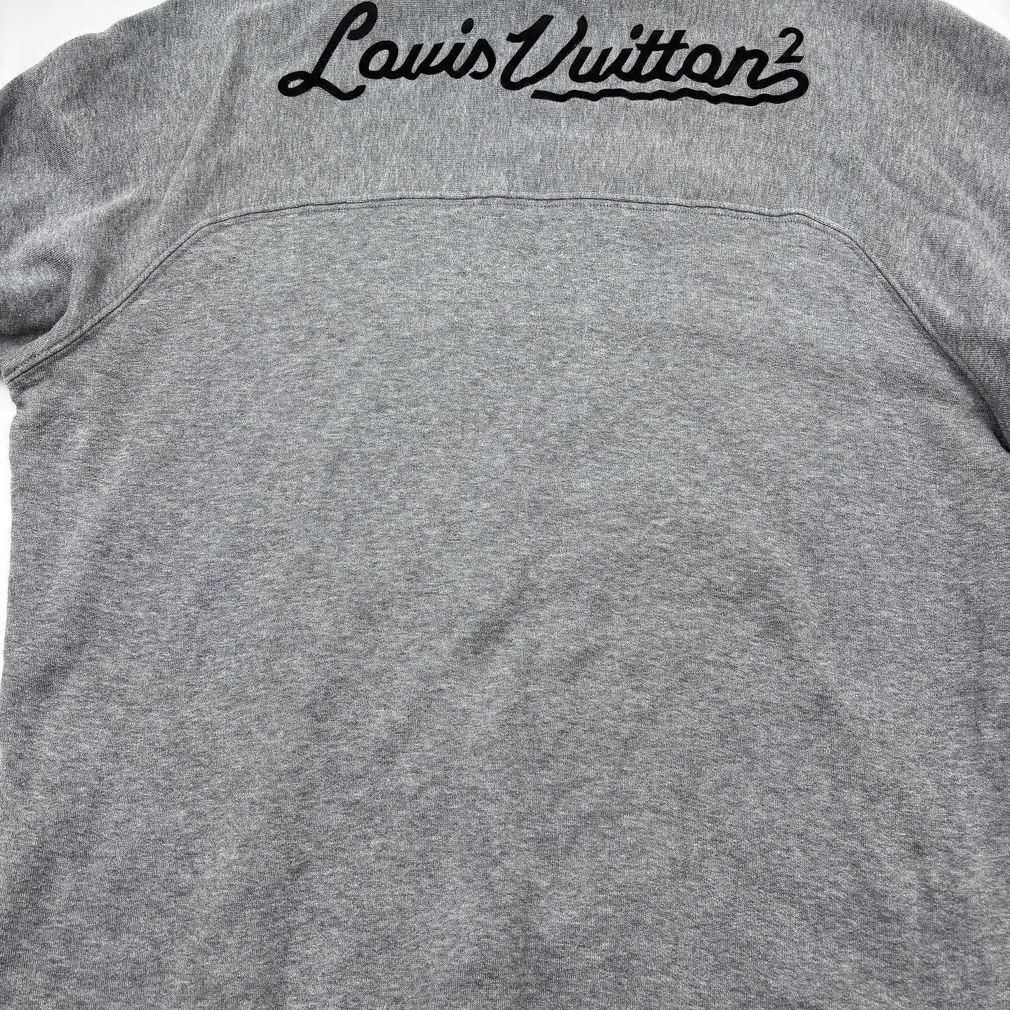 Louis Vuitton Louis Vuitton Heart Logo Sweatshirt Size L Size US L / EU 52-54 / 3 - 9 Thumbnail