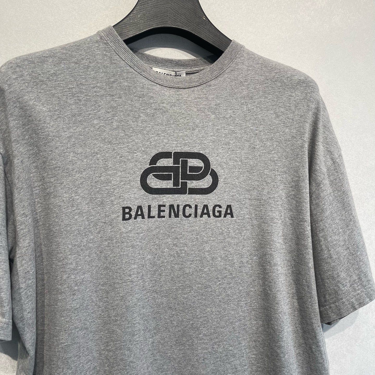 Balenciaga Balenciaga BB Logo T-Shirt Size L Size US L / EU 52-54 / 3 - 6 Thumbnail