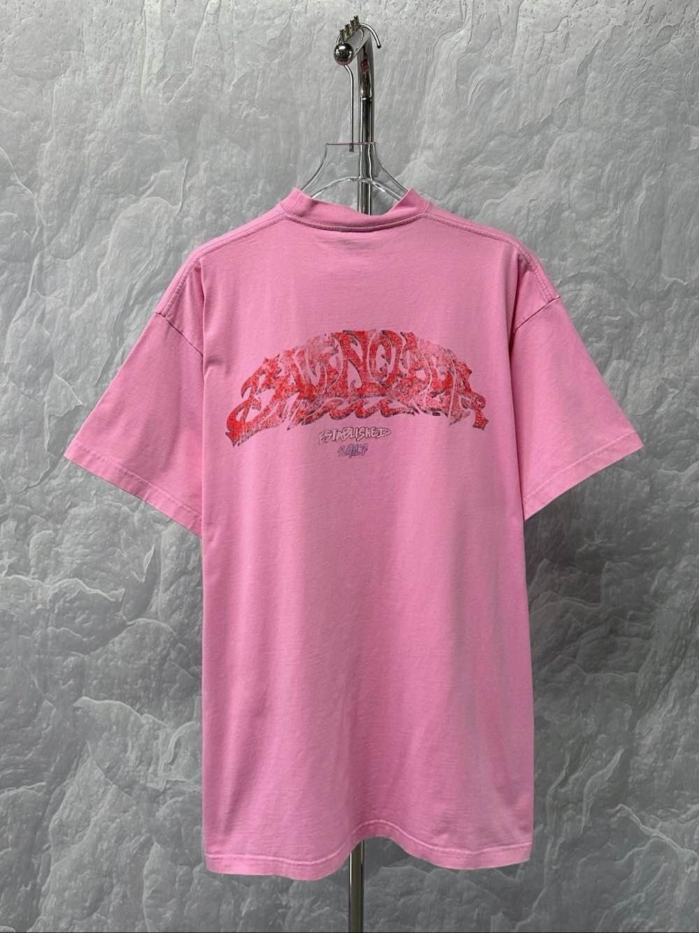 Balenciaga Balenciaga Graphic Print T-Shirt Pink Size 2 Size US M / EU 48-50 / 2 - 2 Thumbnail