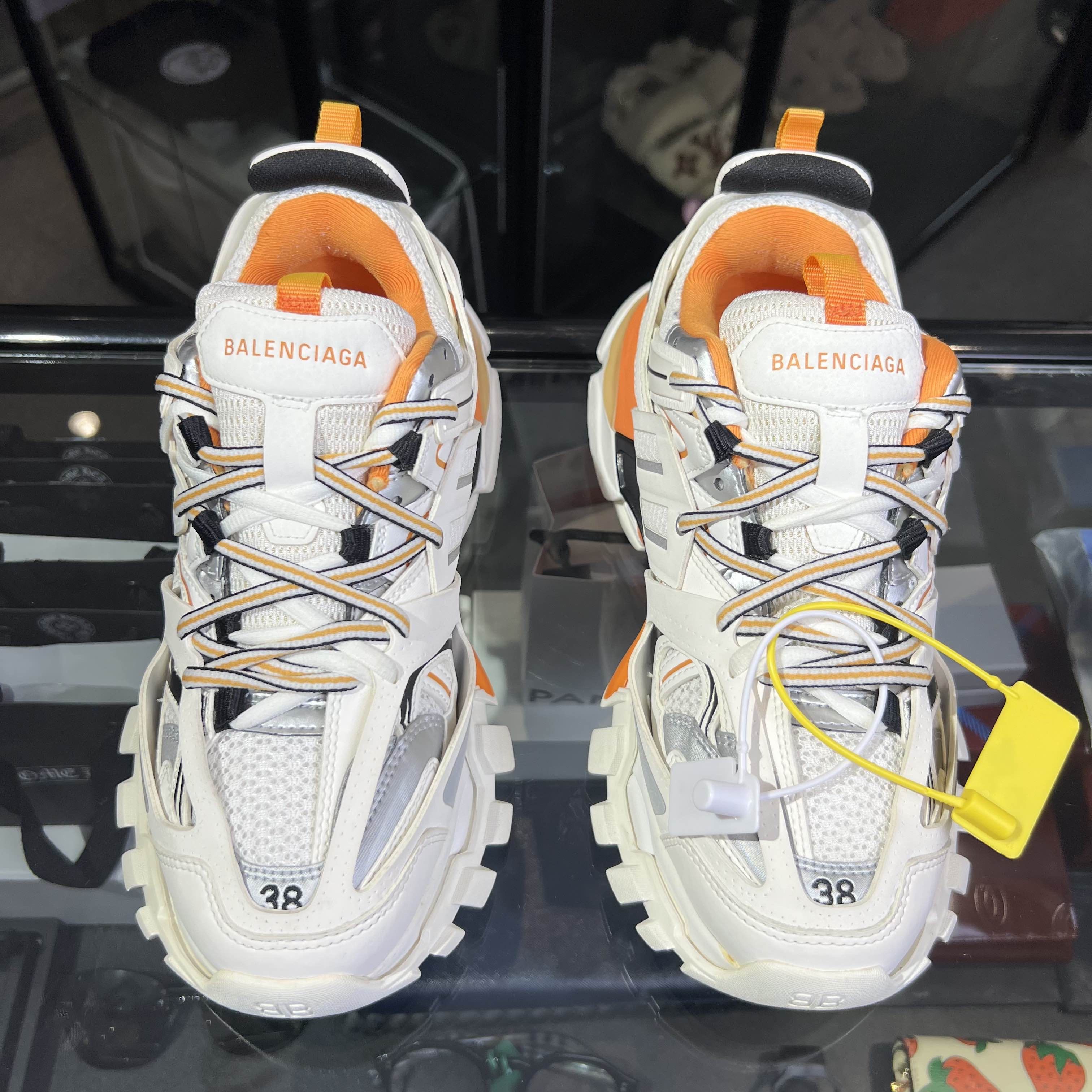 Balenciaga Balenciaga Track Sneakers White Orange Size 38 Size US 8 / IT 38 - 2 Thumbnail