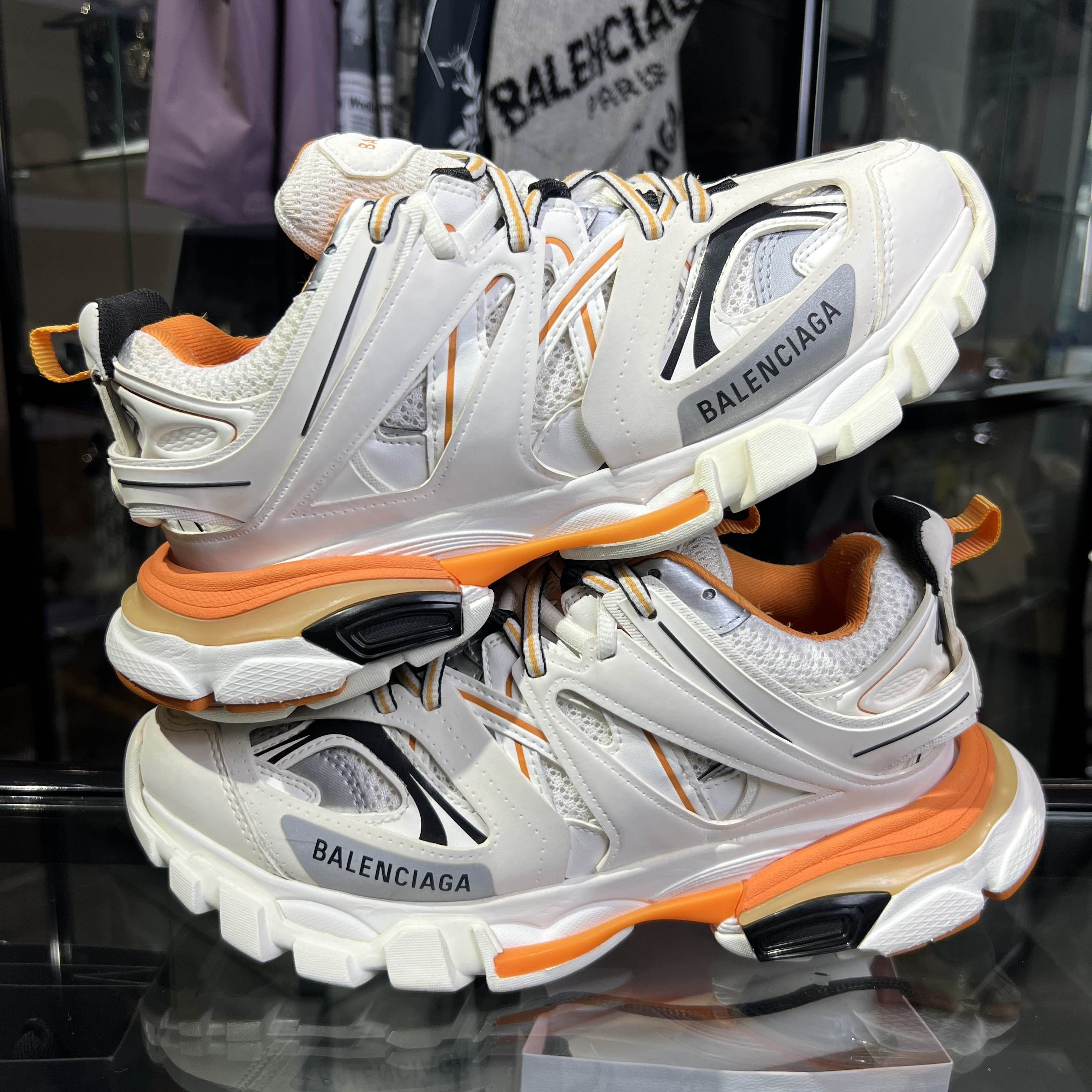 Balenciaga Balenciaga Track Sneakers White Orange Size 38 Size US 8 / IT 38 - 7 Thumbnail