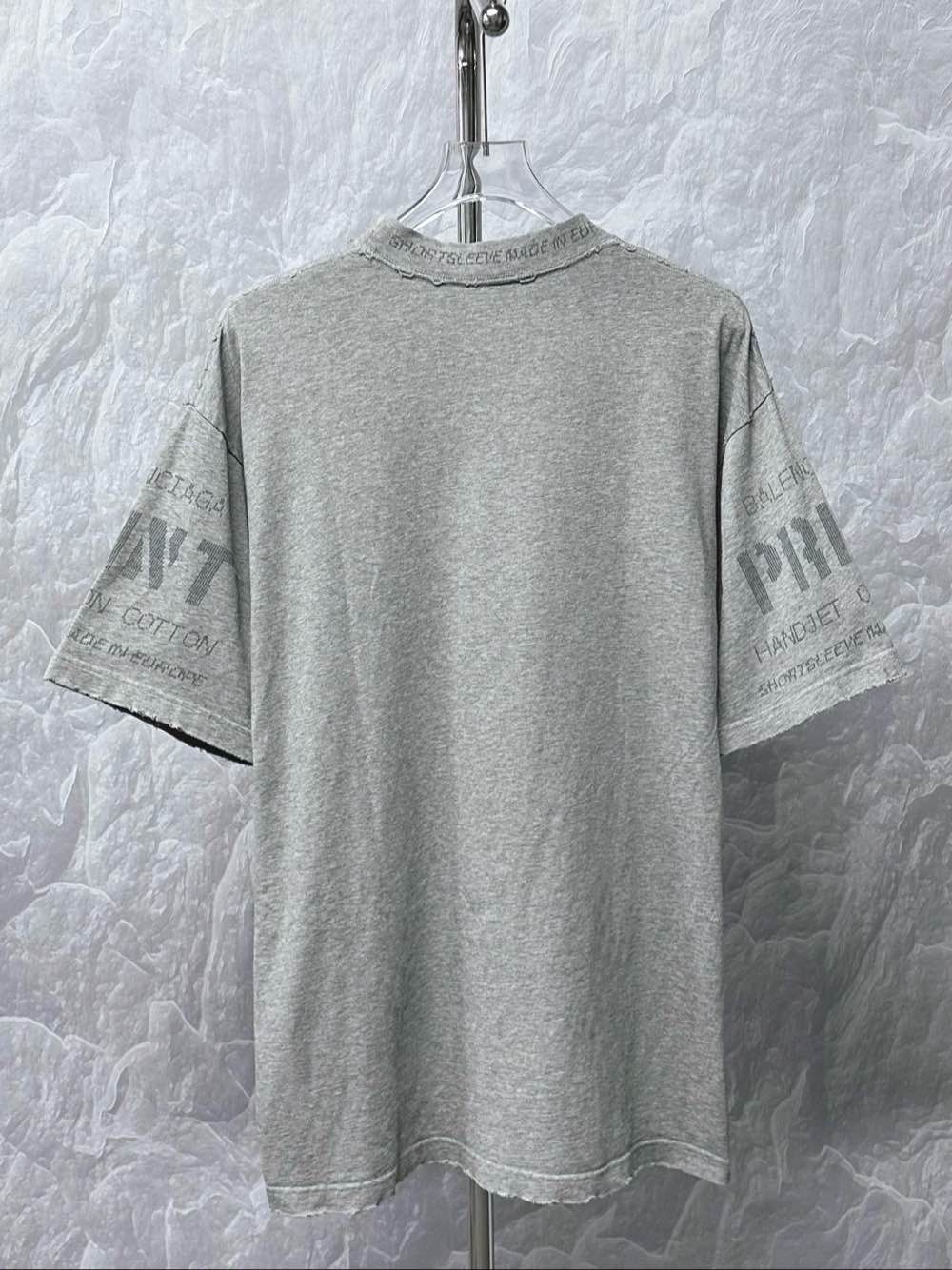 Balenciaga Balenciaga Handjet Print T-Shirt Size XS Size US XS / EU 42 / 0 - 2 Thumbnail