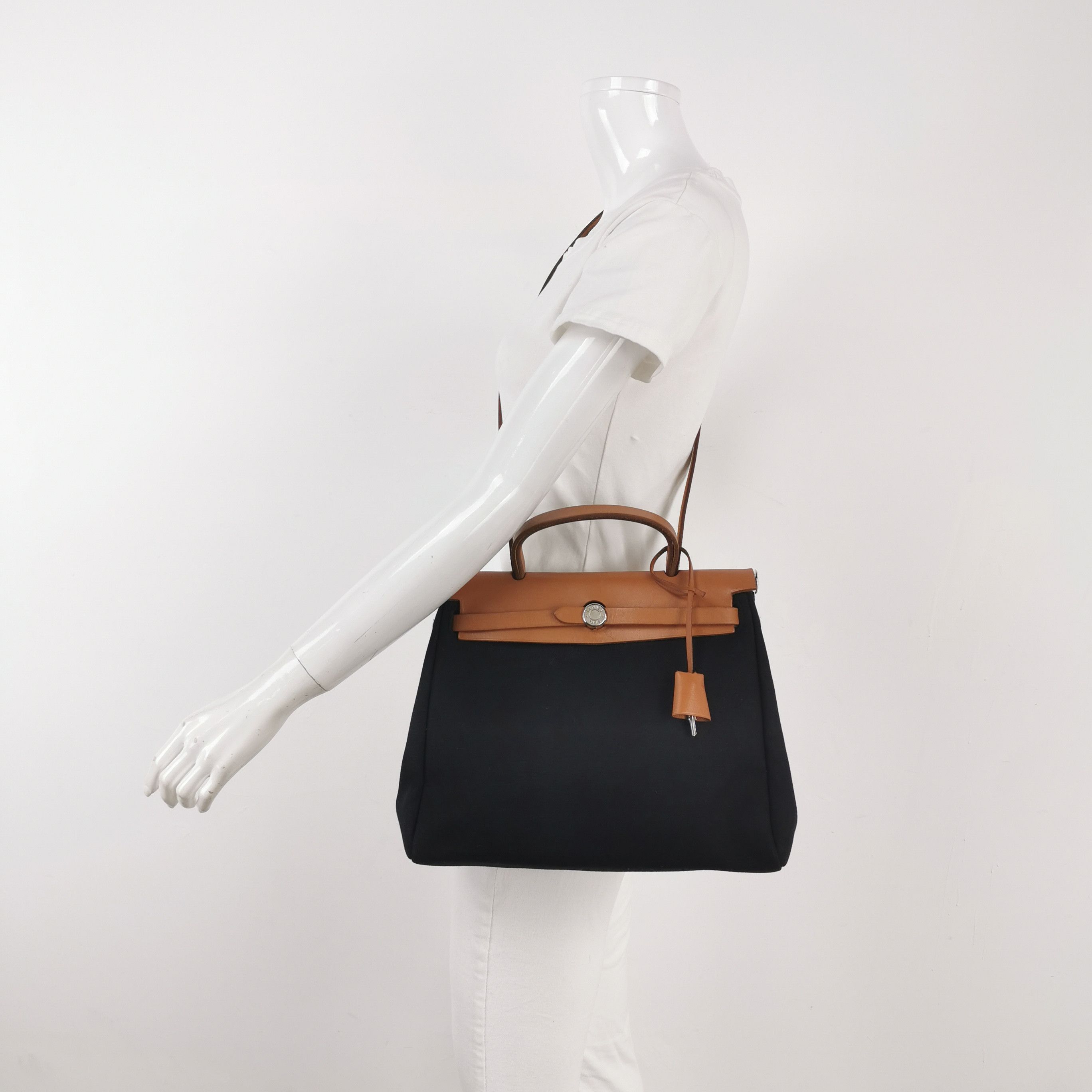 Hermes Hermes Women os Shoulder Bags Size ONE SIZE - 2 Thumbnail