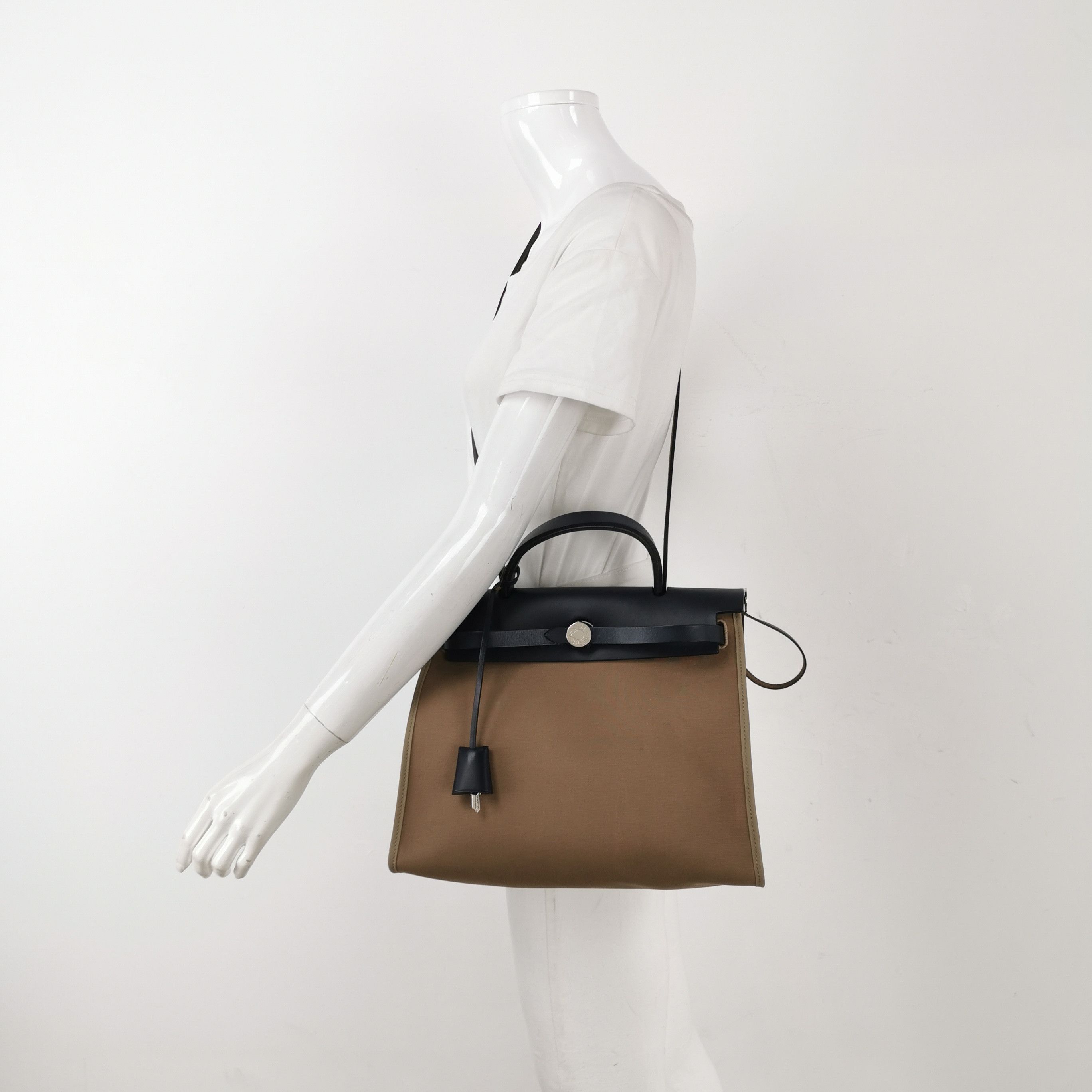 Hermes Hermes Women os Shoulder Bags Size ONE SIZE - 2 Thumbnail