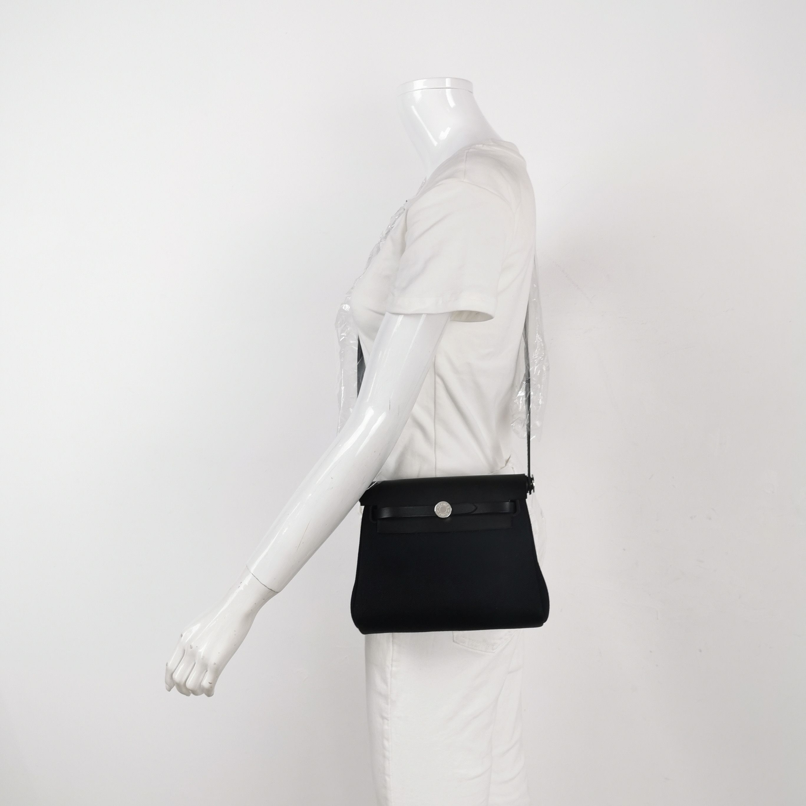 Hermes Hermes Women os Shoulder Bags Size ONE SIZE - 2 Thumbnail