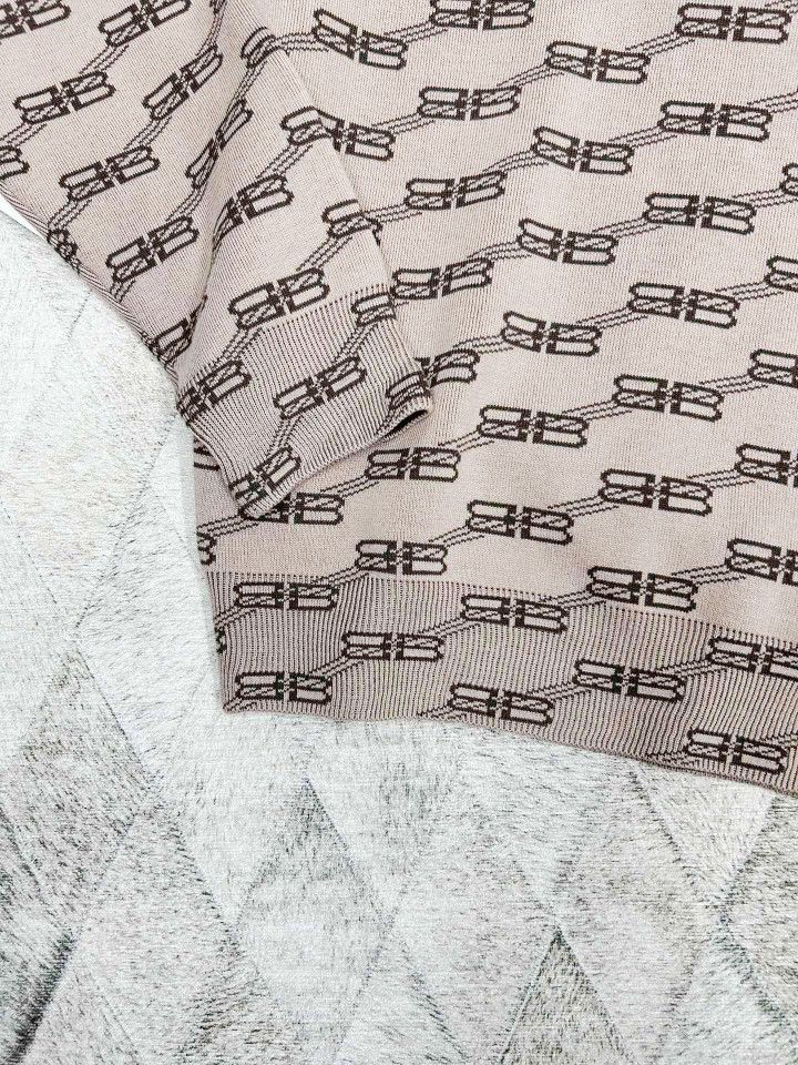 Balenciaga Balenciaga All-over Logo Sweater Size M Size US M / EU 48-50 / 2 - 7 Thumbnail