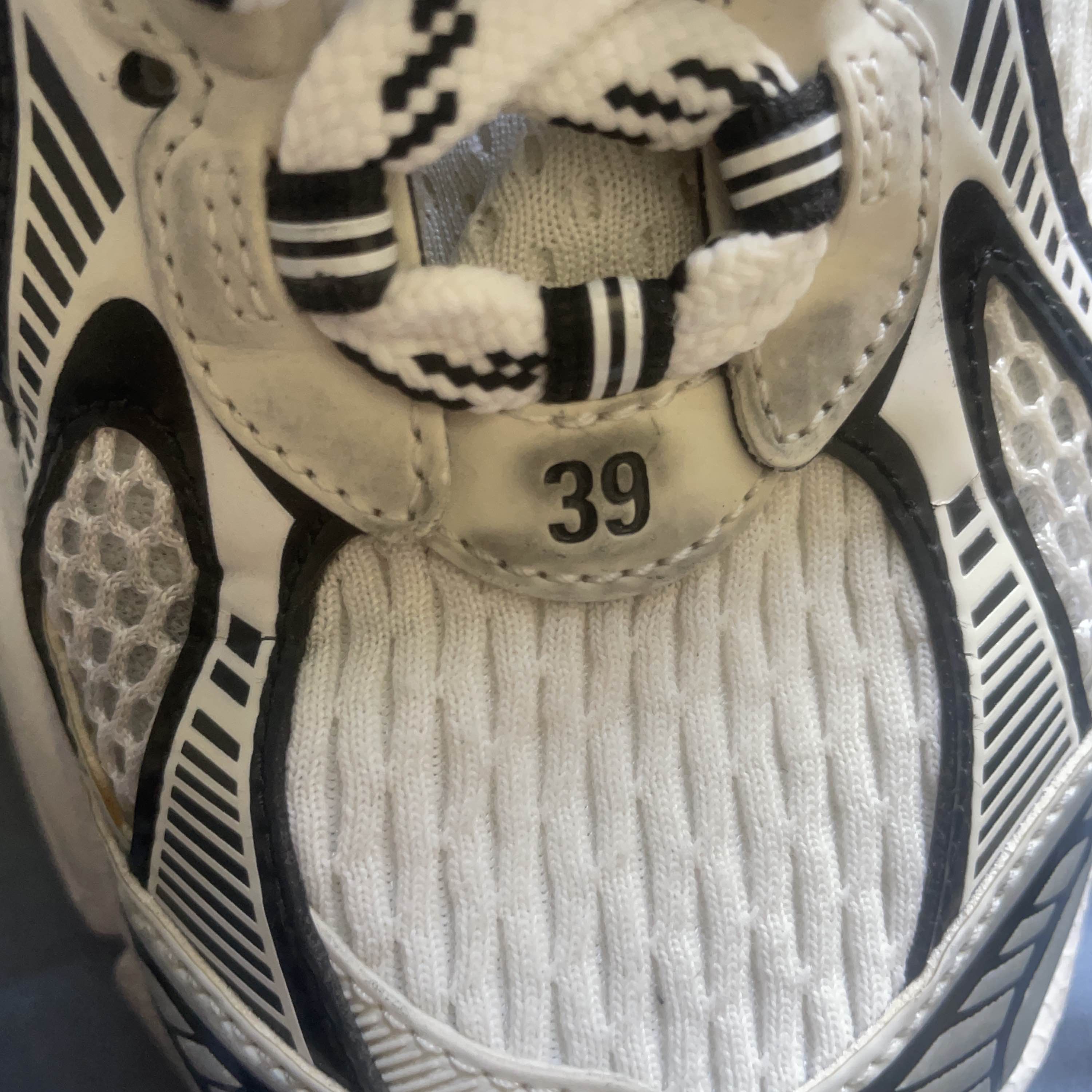 Balenciaga Balenciaga 3XL Sneakers Size 39 Size US 9 / IT 39 - 8 Thumbnail