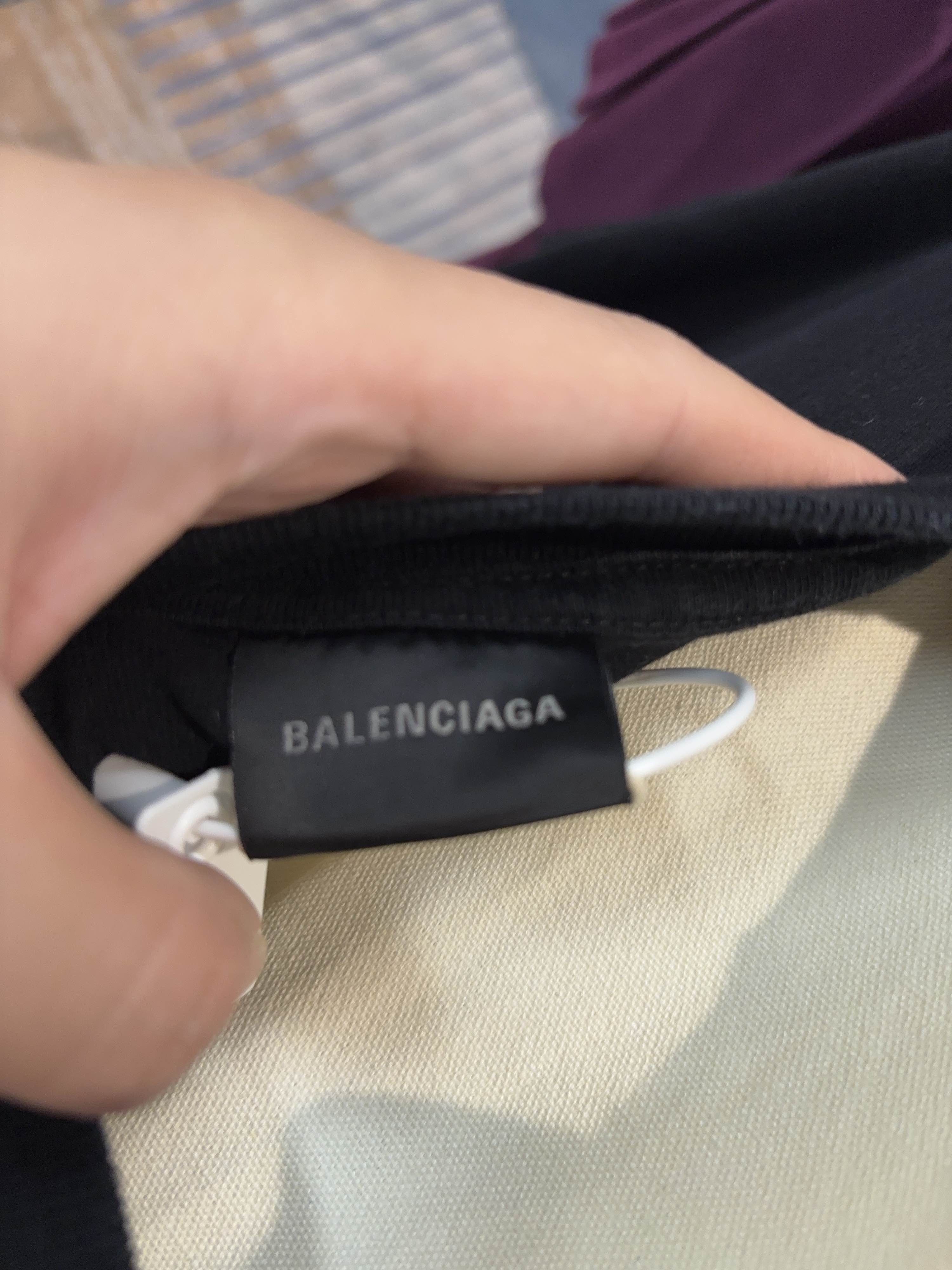 Balenciaga Balenciaga Logo Print T-Shirt Size L Size US L / EU 52-54 / 3 - 3 Thumbnail