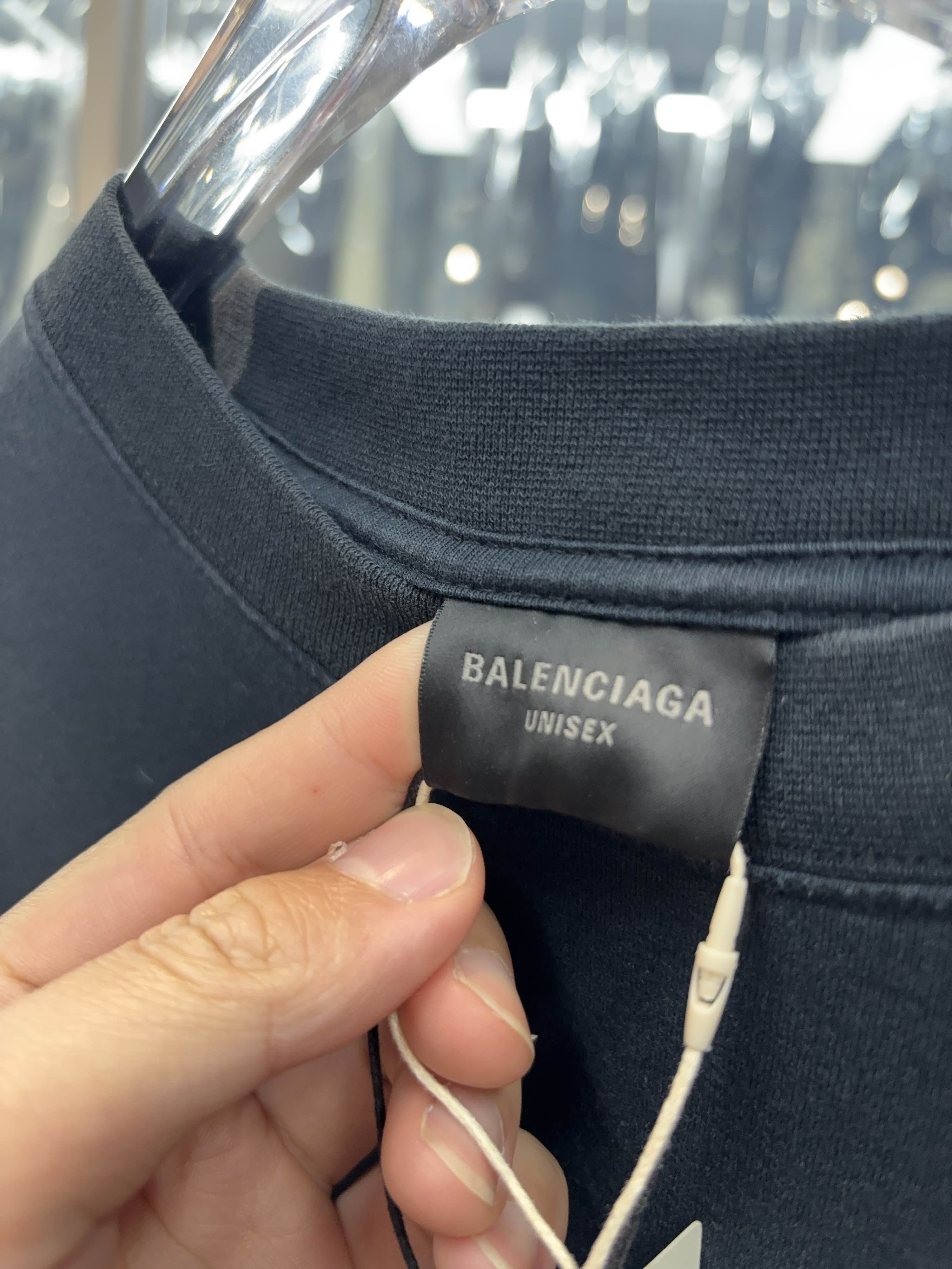 Balenciaga Balenciaga Scholl Graphic T-Shirt L Size US L / EU 52-54 / 3 - 3 Thumbnail