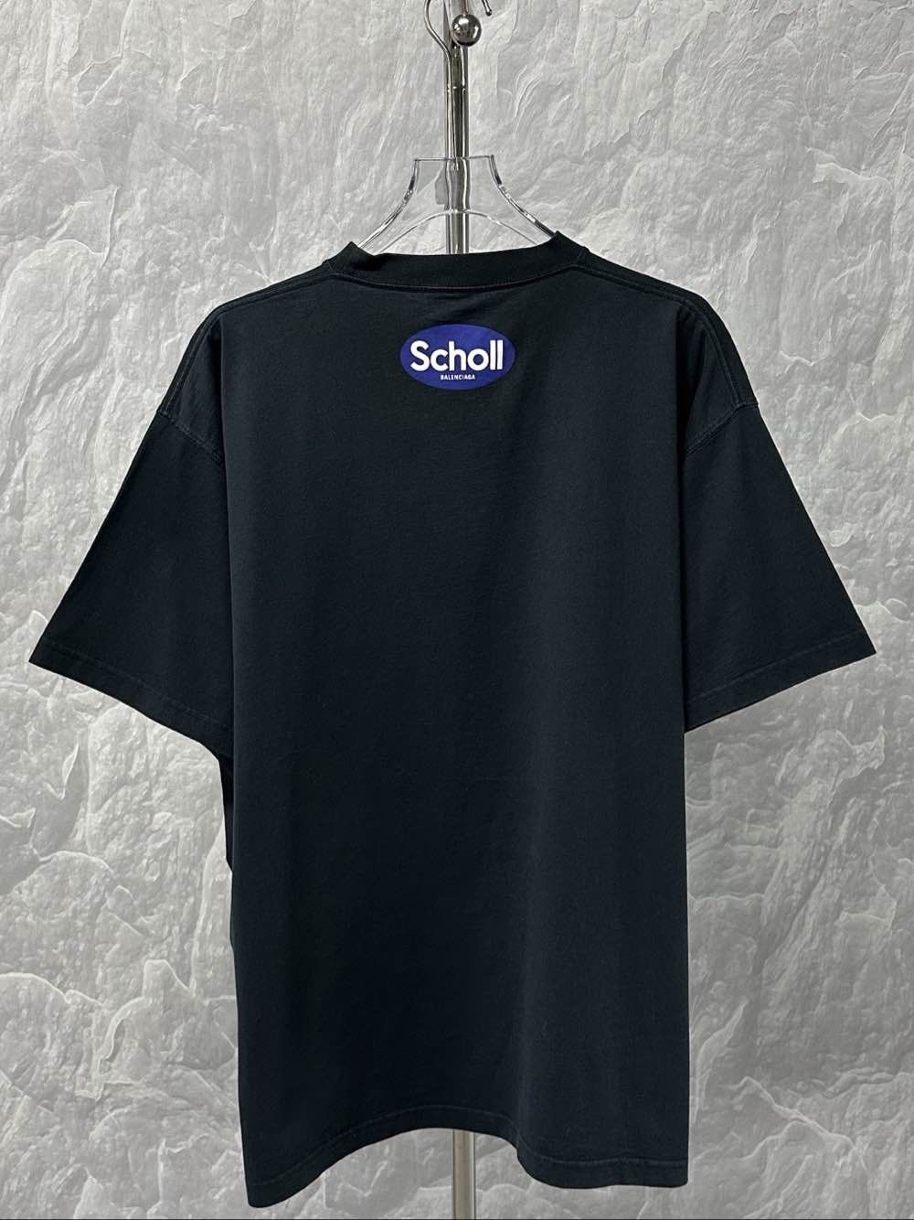 Balenciaga Balenciaga Scholl Graphic T-Shirt L Size US L / EU 52-54 / 3 - 2 Thumbnail