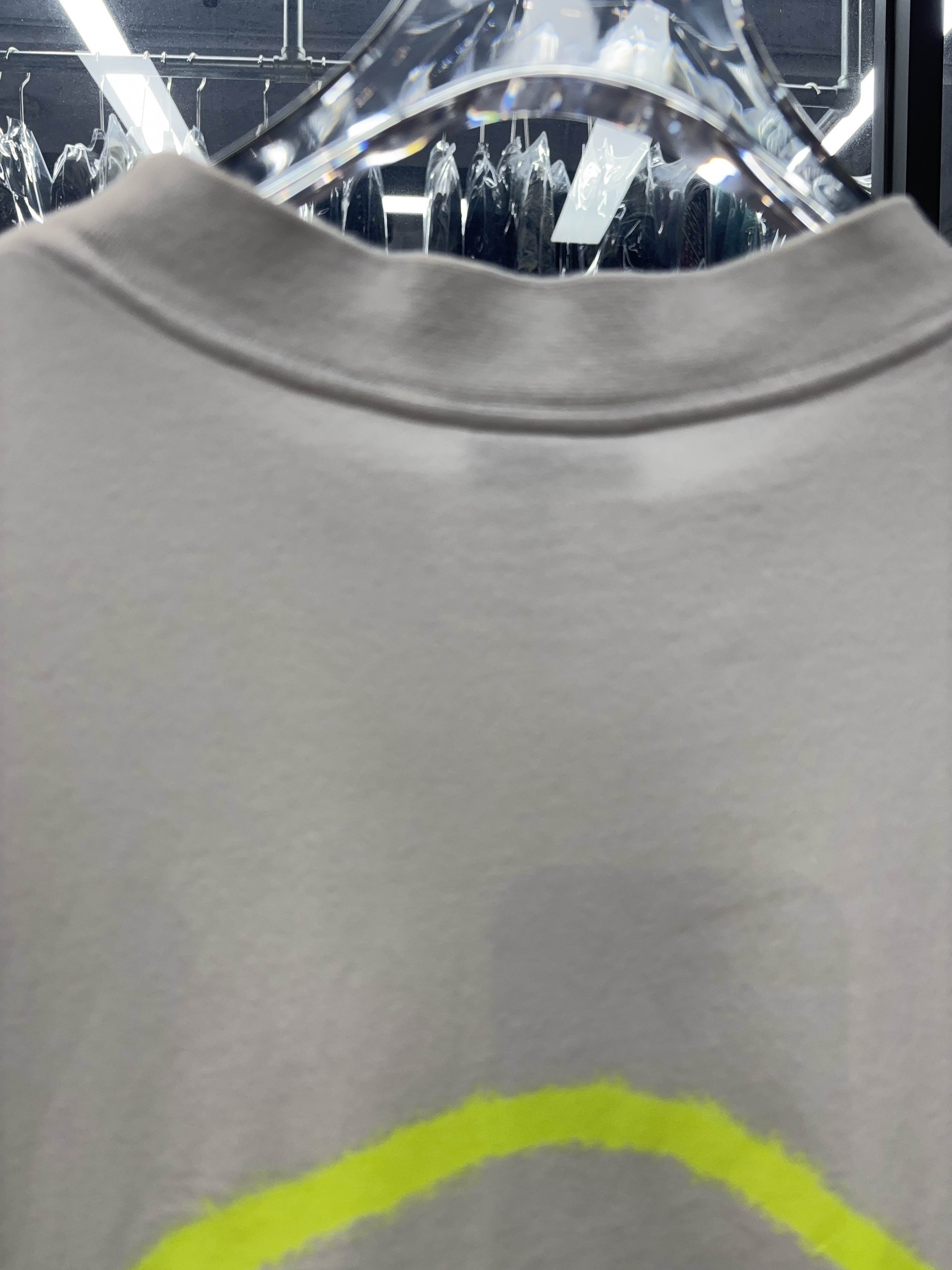 Balenciaga Balenciaga Alien Print T-Shirt US M Size US M / EU 48-50 / 2 - 8 Thumbnail