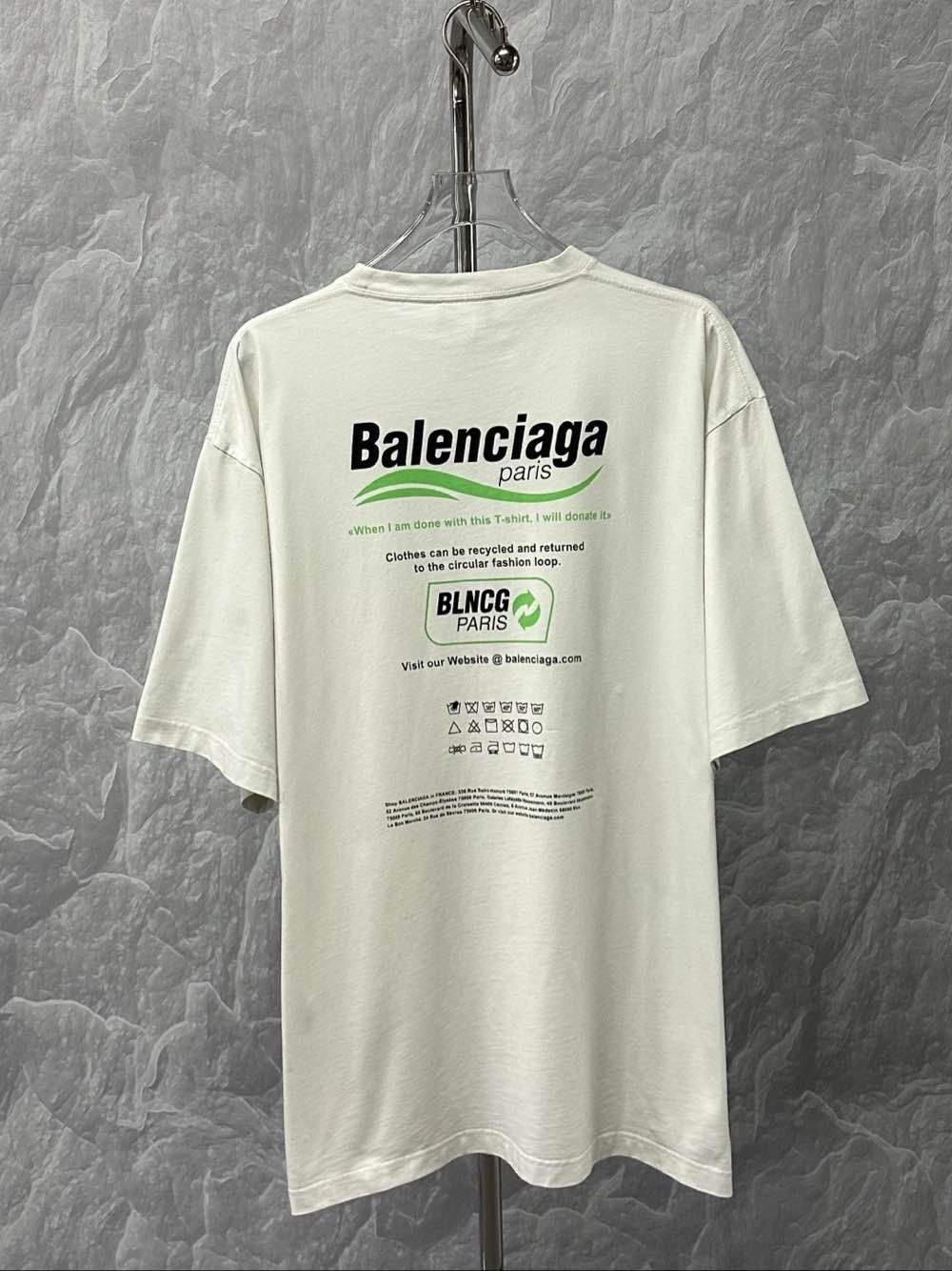 Balenciaga Balenciaga Paris Print Short Sleeve T-Shirt Size M Size US M / EU 48-50 / 2 - 2 Thumbnail