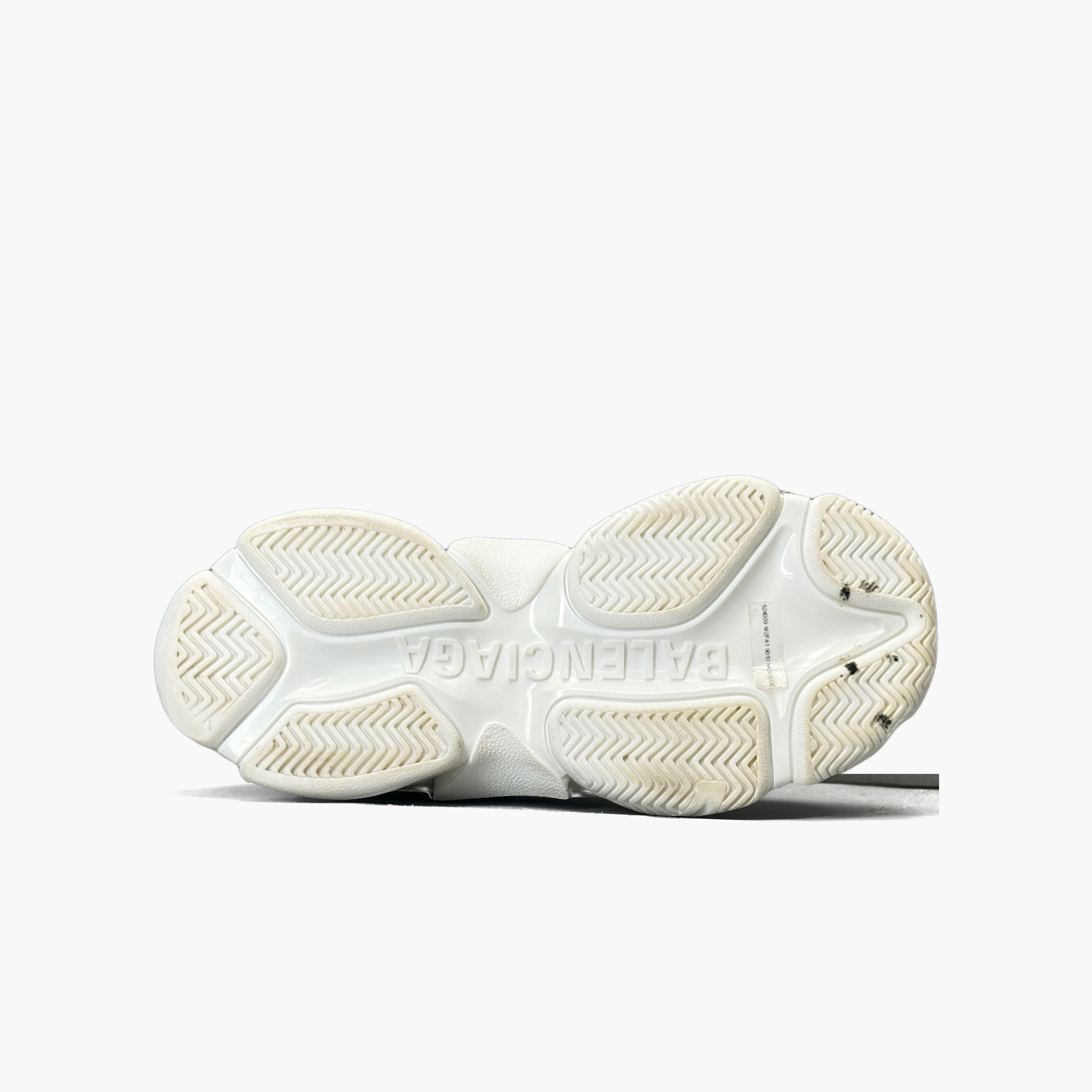 Balenciaga Balenciaga Triple S All-Over Logo Sneakers Size 36 Size US 6 / IT 36 - 7 Thumbnail