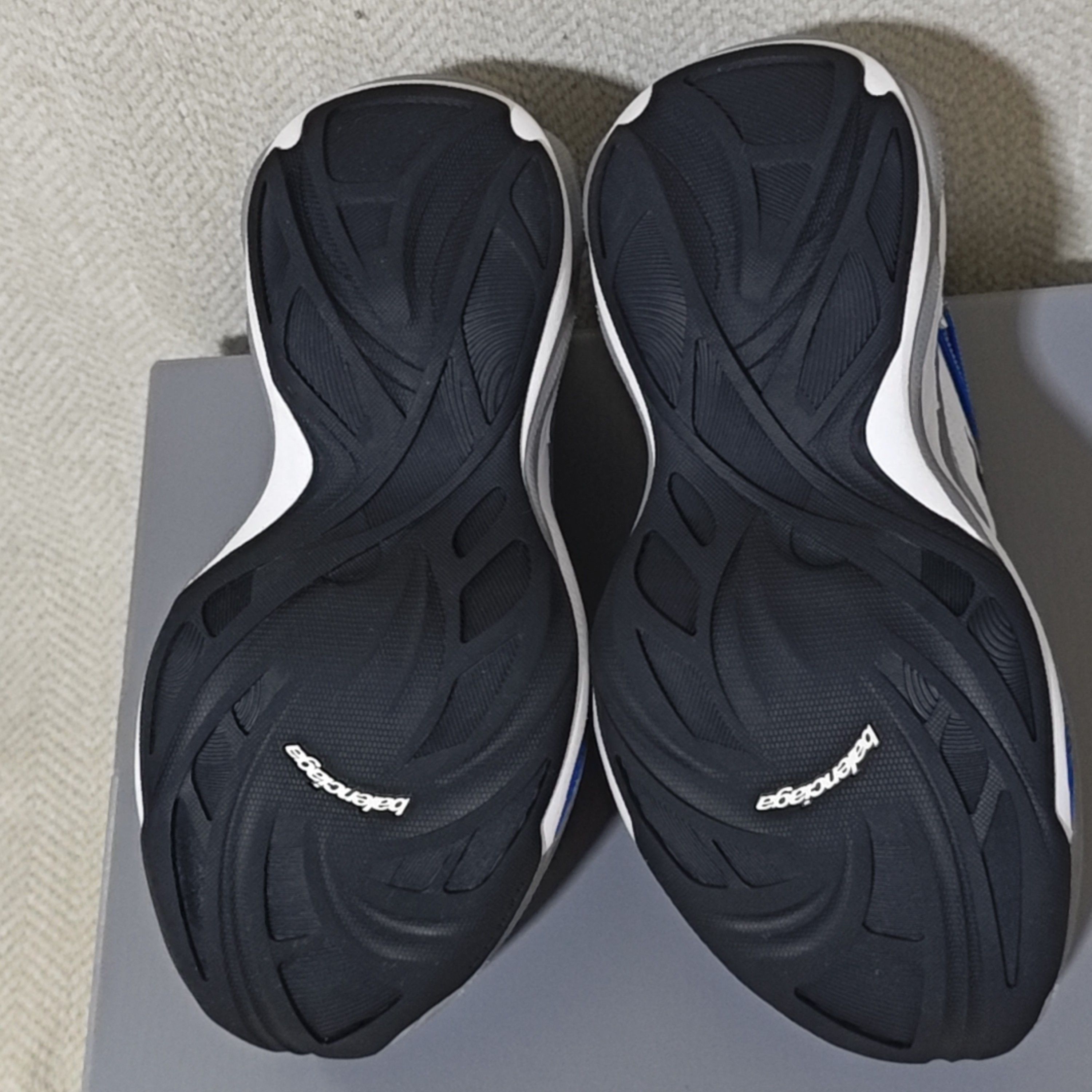 Balenciaga Balenciaga Jet Low-Top Sneakers US 8 / EU 41 Size US 8 / EU 41 - 4 Thumbnail