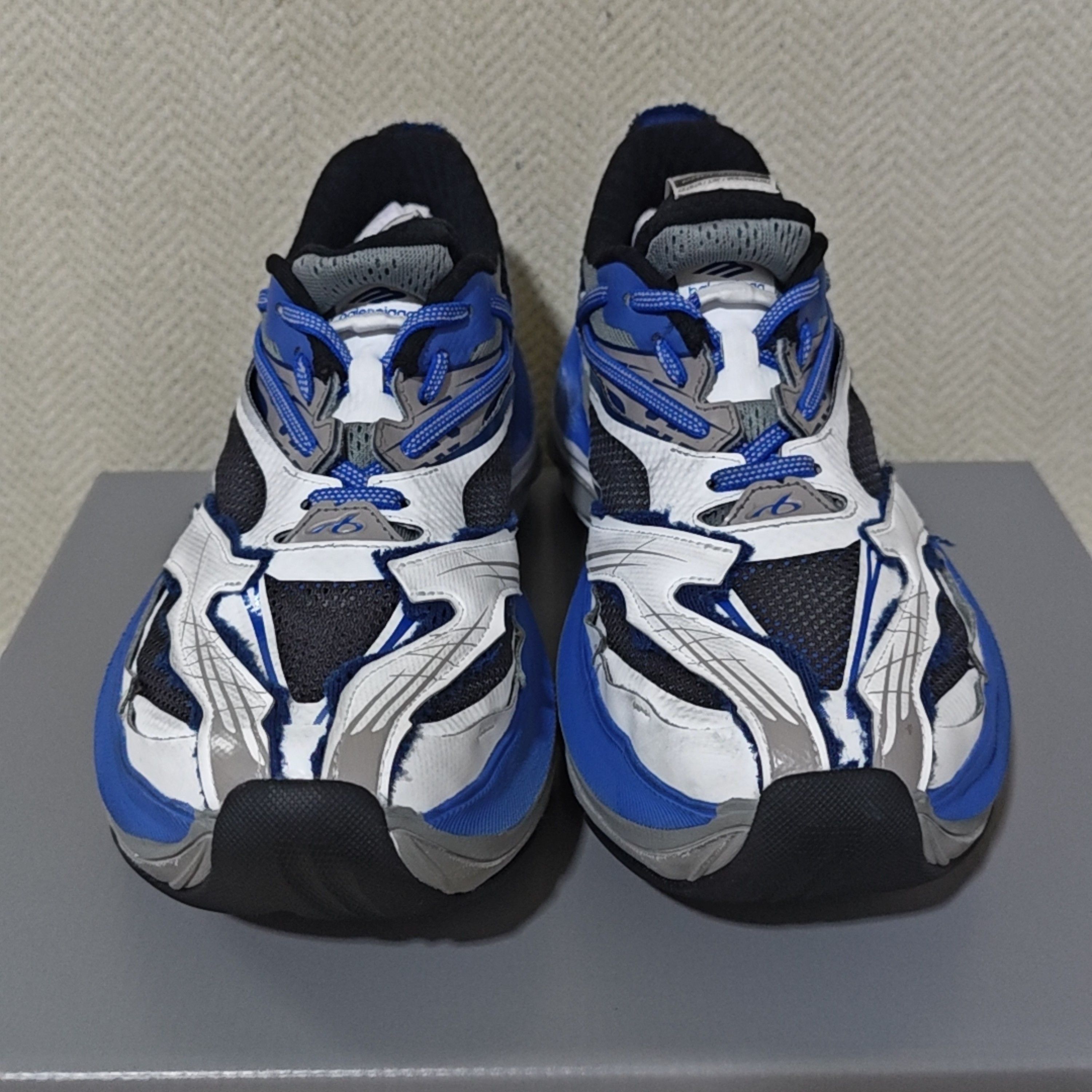 Balenciaga Balenciaga Jet Low-Top Sneakers US 8 / EU 41 Size US 8 / EU 41 - 2 Thumbnail