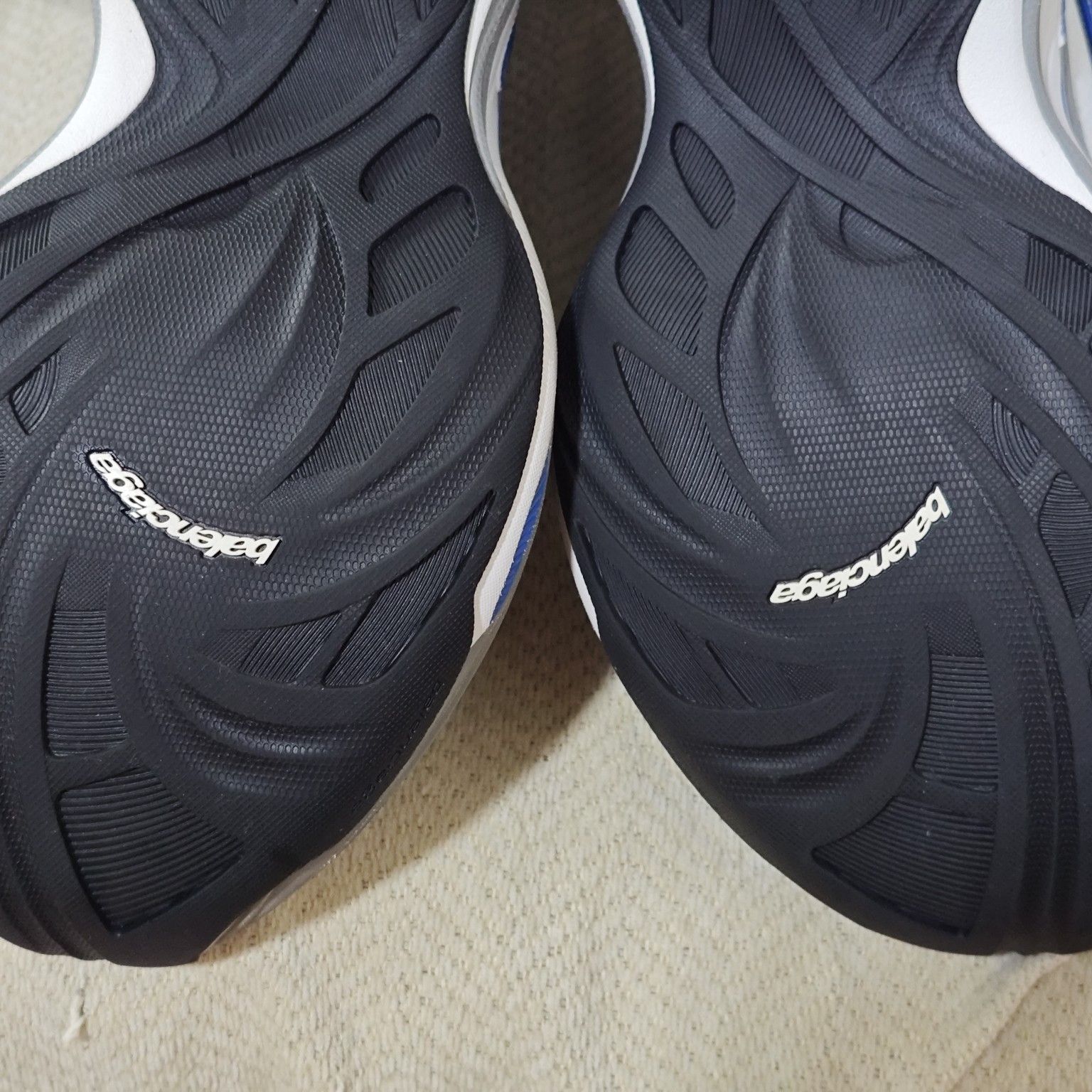 Balenciaga Balenciaga Jet Low-Top Sneakers US 8 / EU 41 Size US 8 / EU 41 - 11 Thumbnail